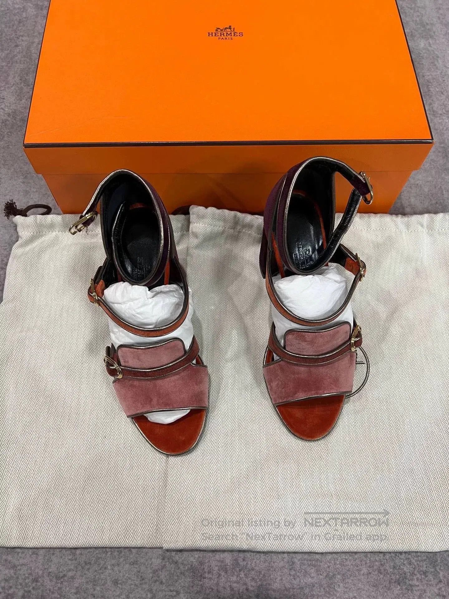 Hermes Hermes Block Heel Sandals. Size US 5 / IT 35 - 1 Thumbnail