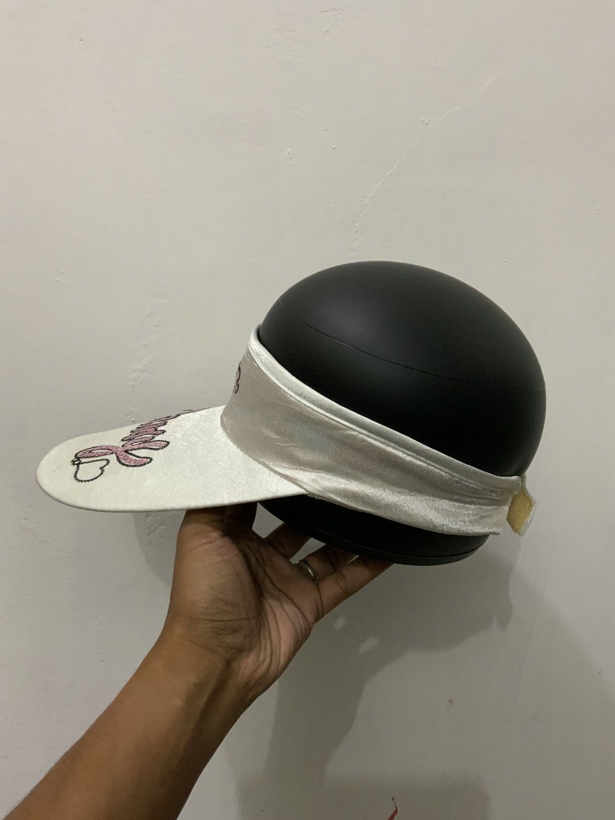 Fashion Victim Candy Rose Avant Garde Visor Hat Size ONE SIZE - 2 Thumbnail