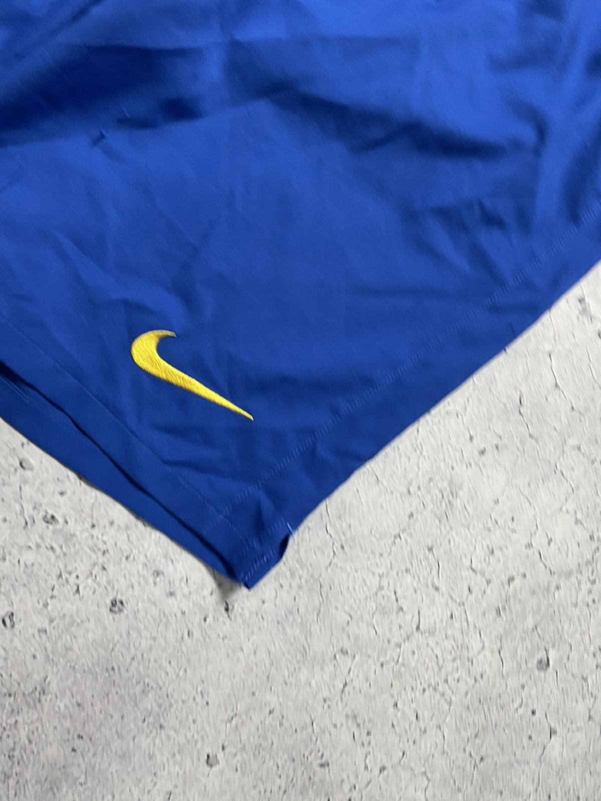Nike Vintage Nike Dri-Fit FC Arsenal London Football Shorts Size US 34 / EU 50 - 3 Thumbnail
