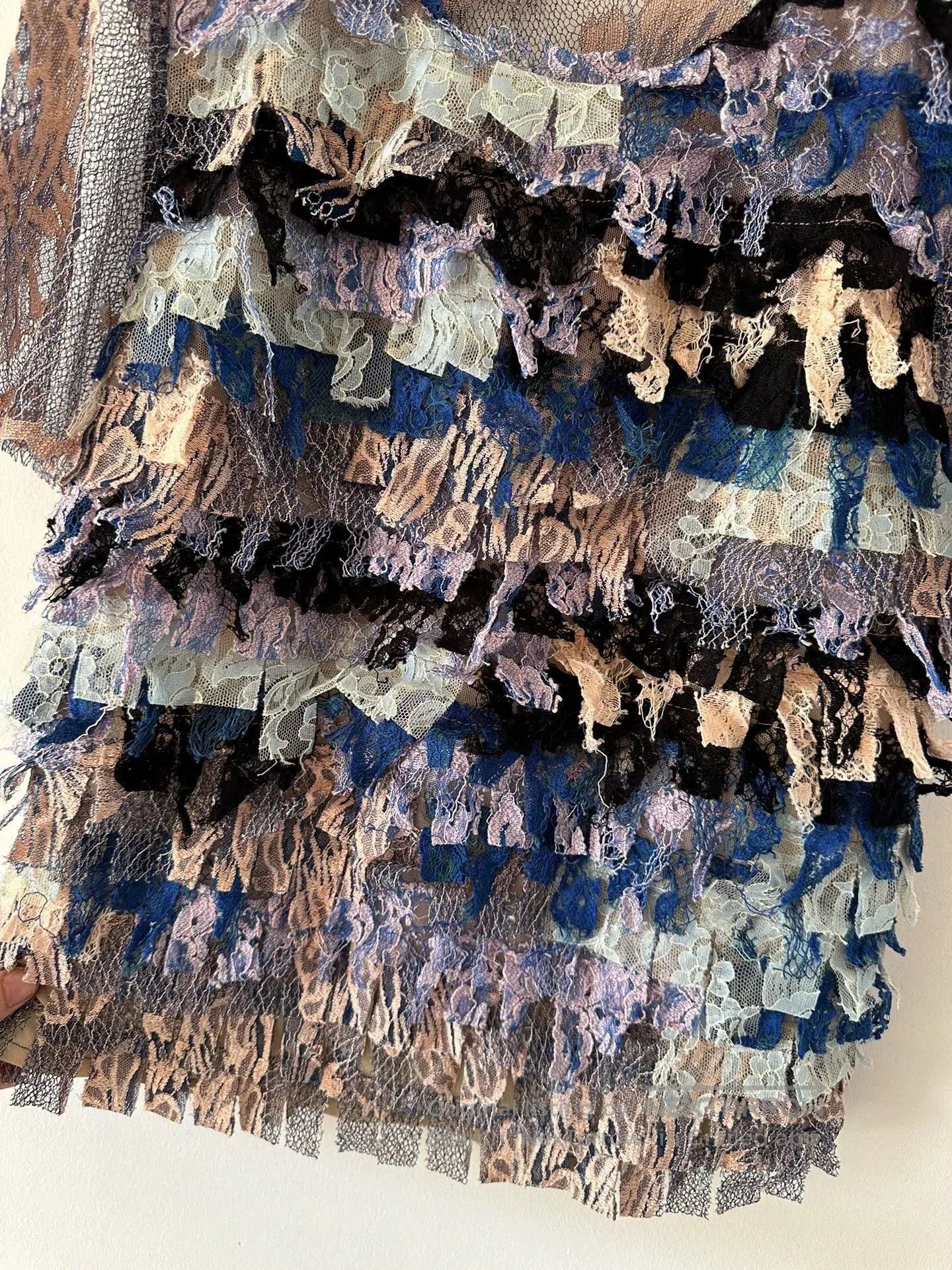 Chanel Chanel Petal Lace Short. Size S / US 4 / IT 40 - 5 Thumbnail