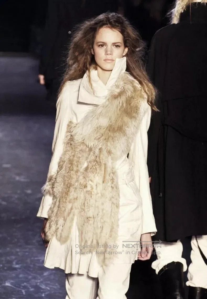Ann Demeulemeester Black Fur Vest with Unique Design. Size US M / EU 48-50 / 2 - 7 Thumbnail