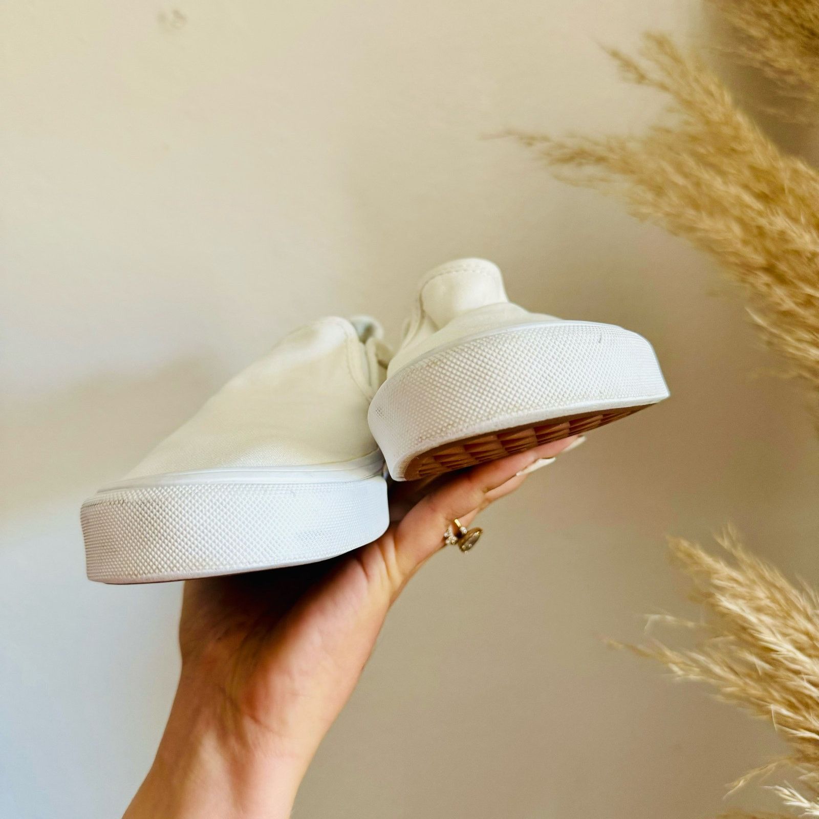 Vans VANS Classic Retro White Slip On Low Top Sneakers Shoes Size US 5.5 / IT 35.5 - 16 Thumbnail