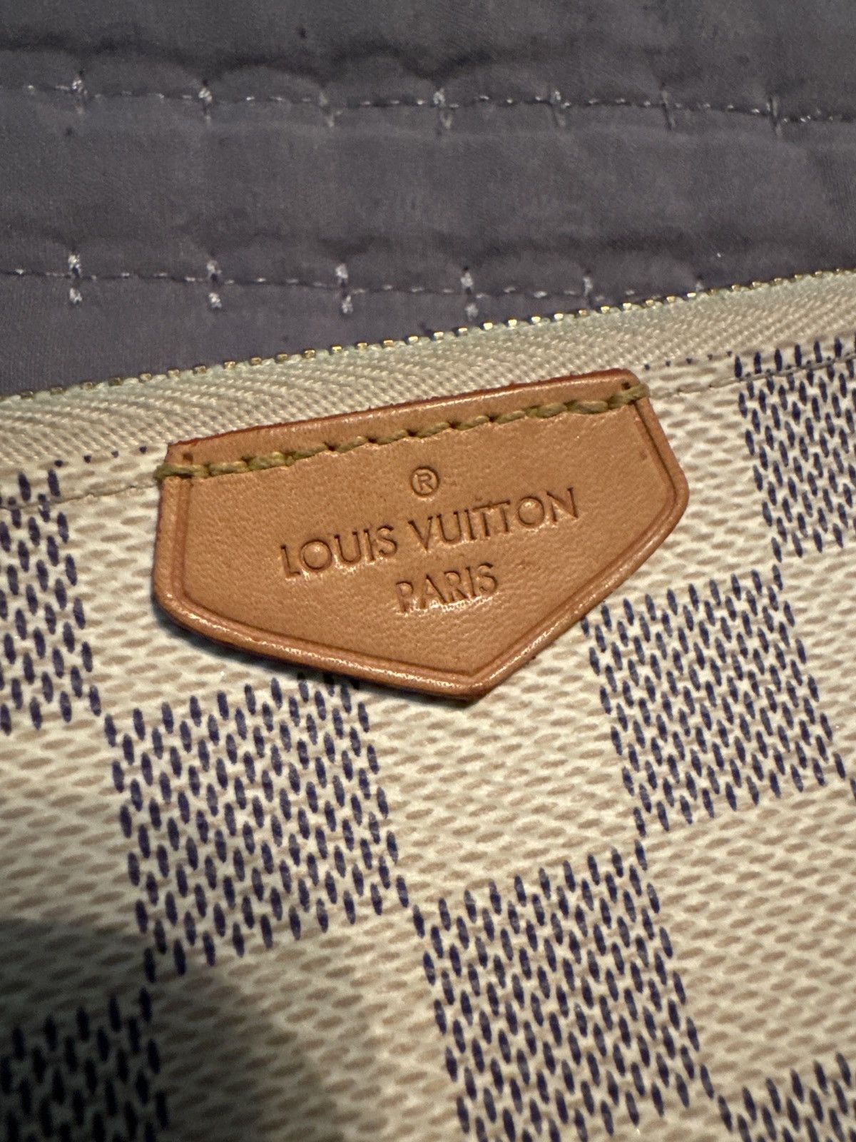 Louis Vuitton LV Double Zip Pochette Leather Convertible Clutch Size ONE SIZE - 14 Thumbnail