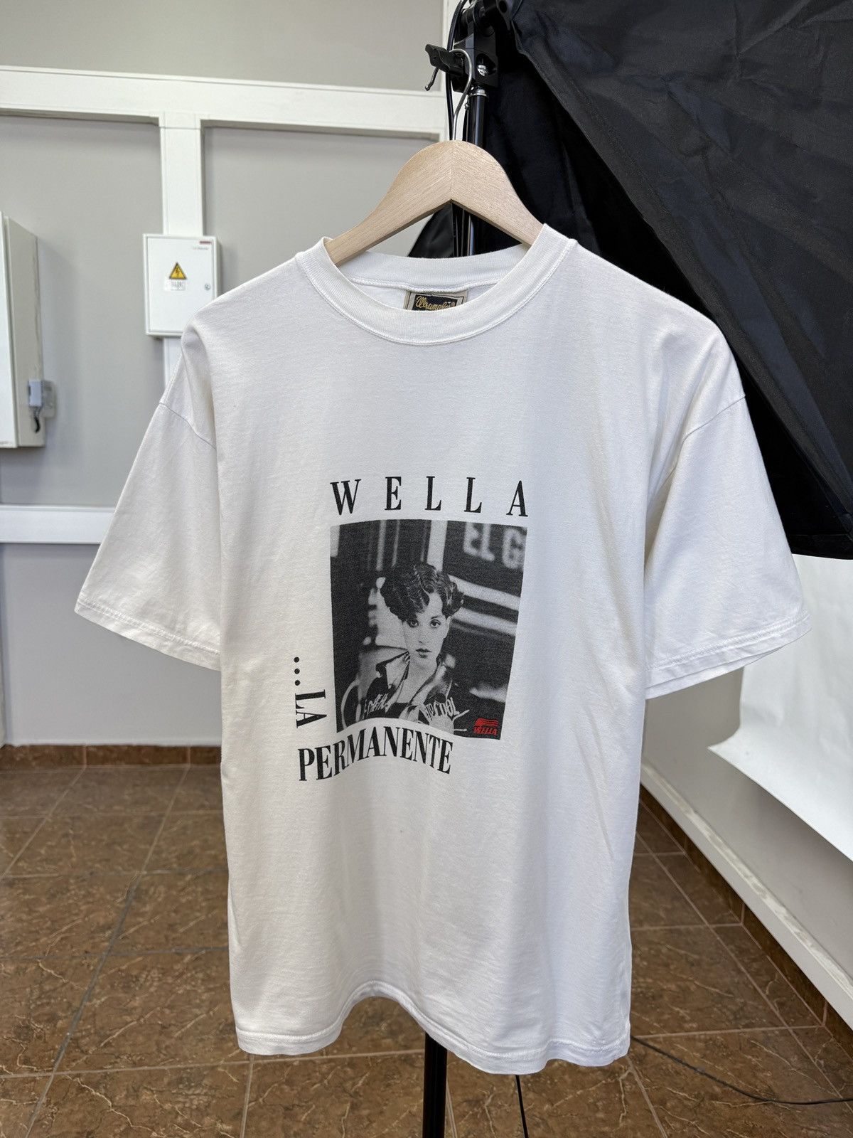 Wrangler 🇺🇸 Vtg 80s Wrangler Wella Hair Color Permanent Photo Graphic Size US XL / EU 56 / 4 - 1 Thumbnail