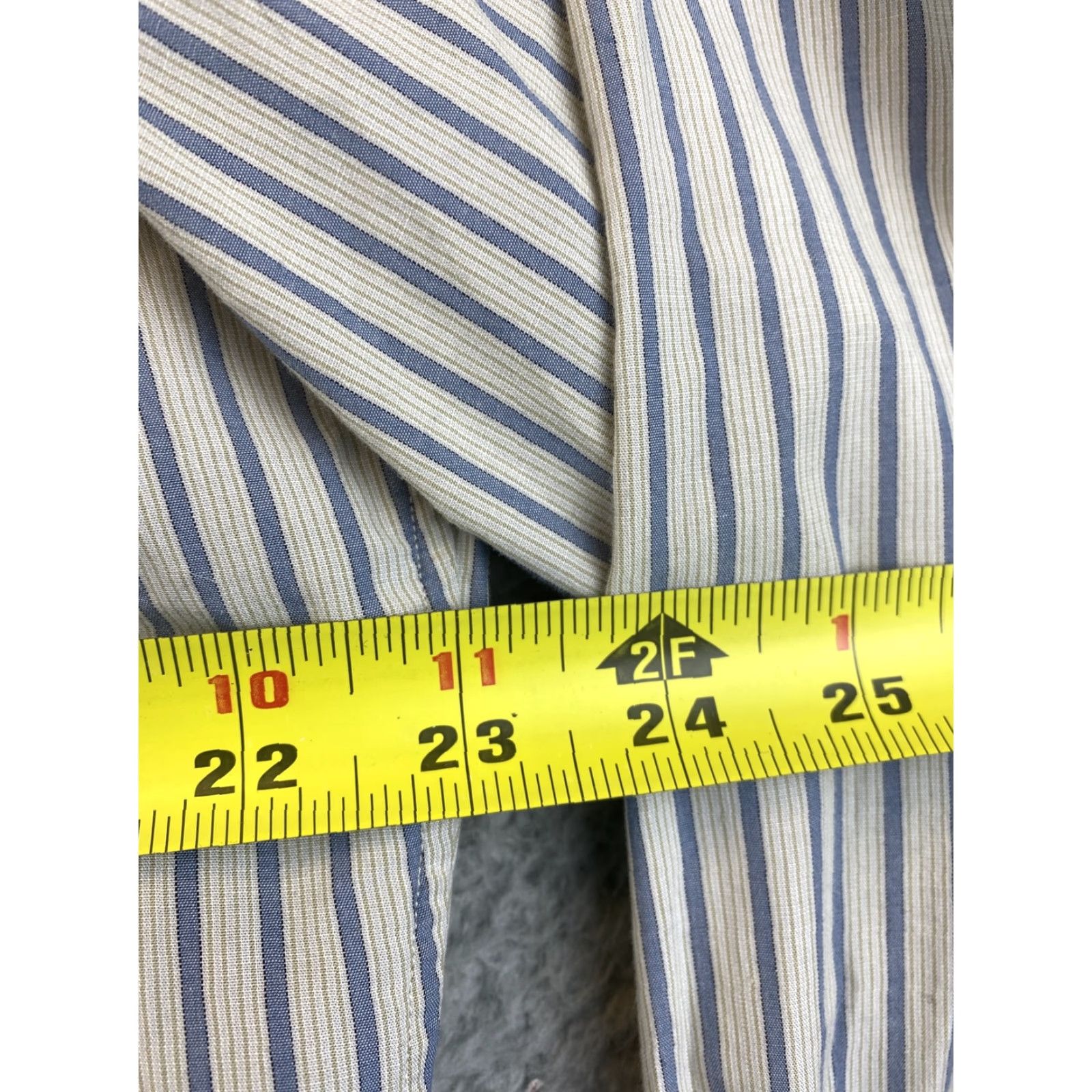 Banana Republic Banana Republic Shirt Men's Size L 16/16.5 Gray Fit Stripes 87-42 Size US L / EU 52-54 / 3 - 7 Thumbnail