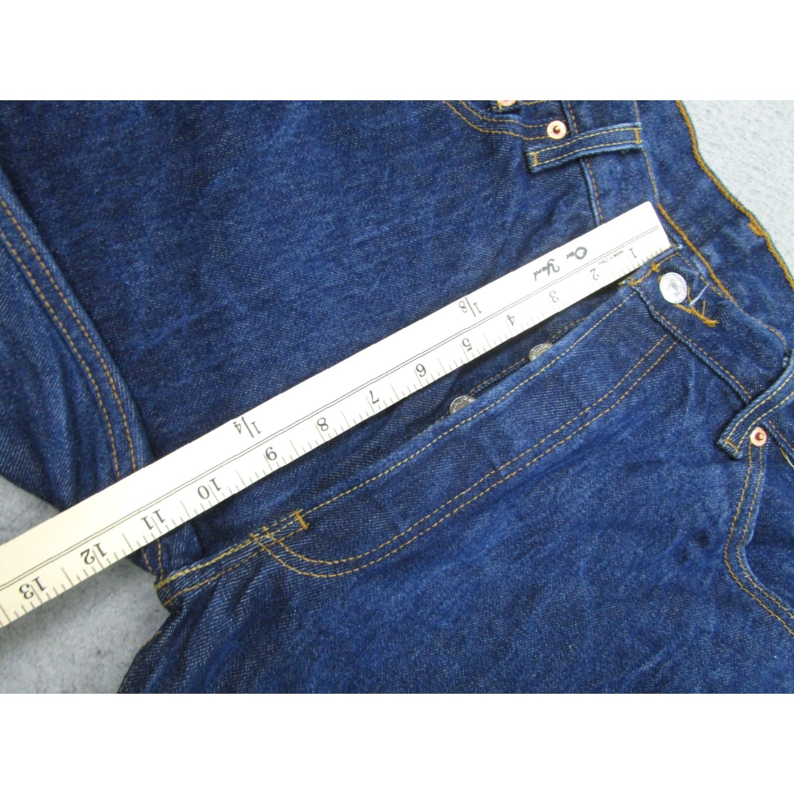 Levi's VINTAGE Levi's Jeans Men 33x30 Blue Denim 501 Regular Straight 2000s USA Mens Size US 33 - 5 Thumbnail