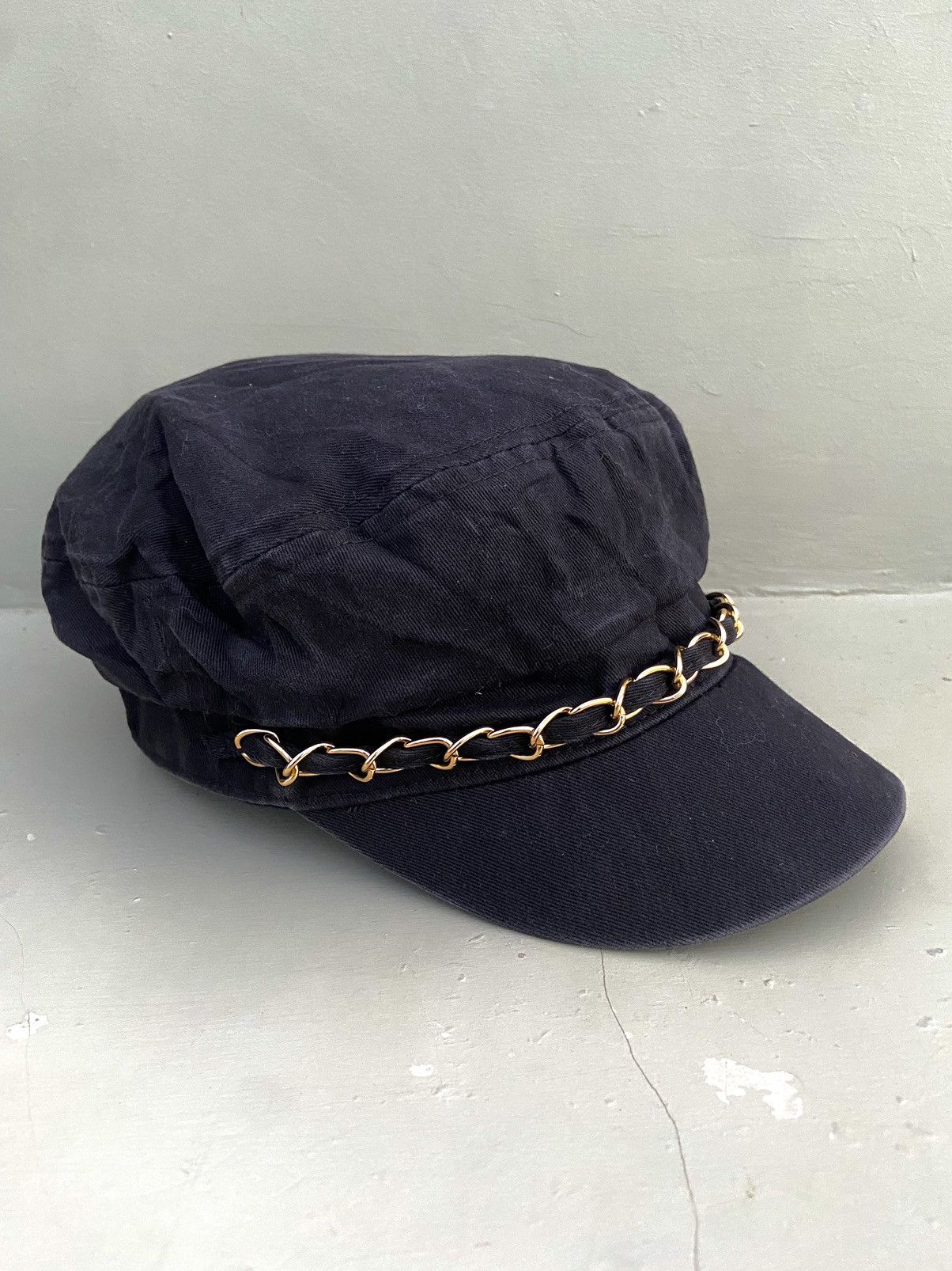 Le Grande Bleu (L.G.B.) 2000s Y2K Japanese style hat with gold chain Size ONE SIZE - 5 Thumbnail