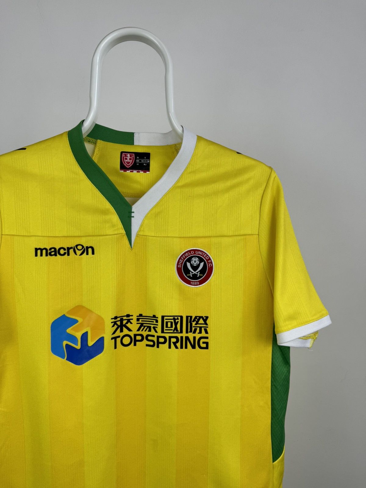 Macron Macron Sheffield United 2013-2014 Away Football Jersey Size US S / EU 44-46 / 1 - 2 Thumbnail