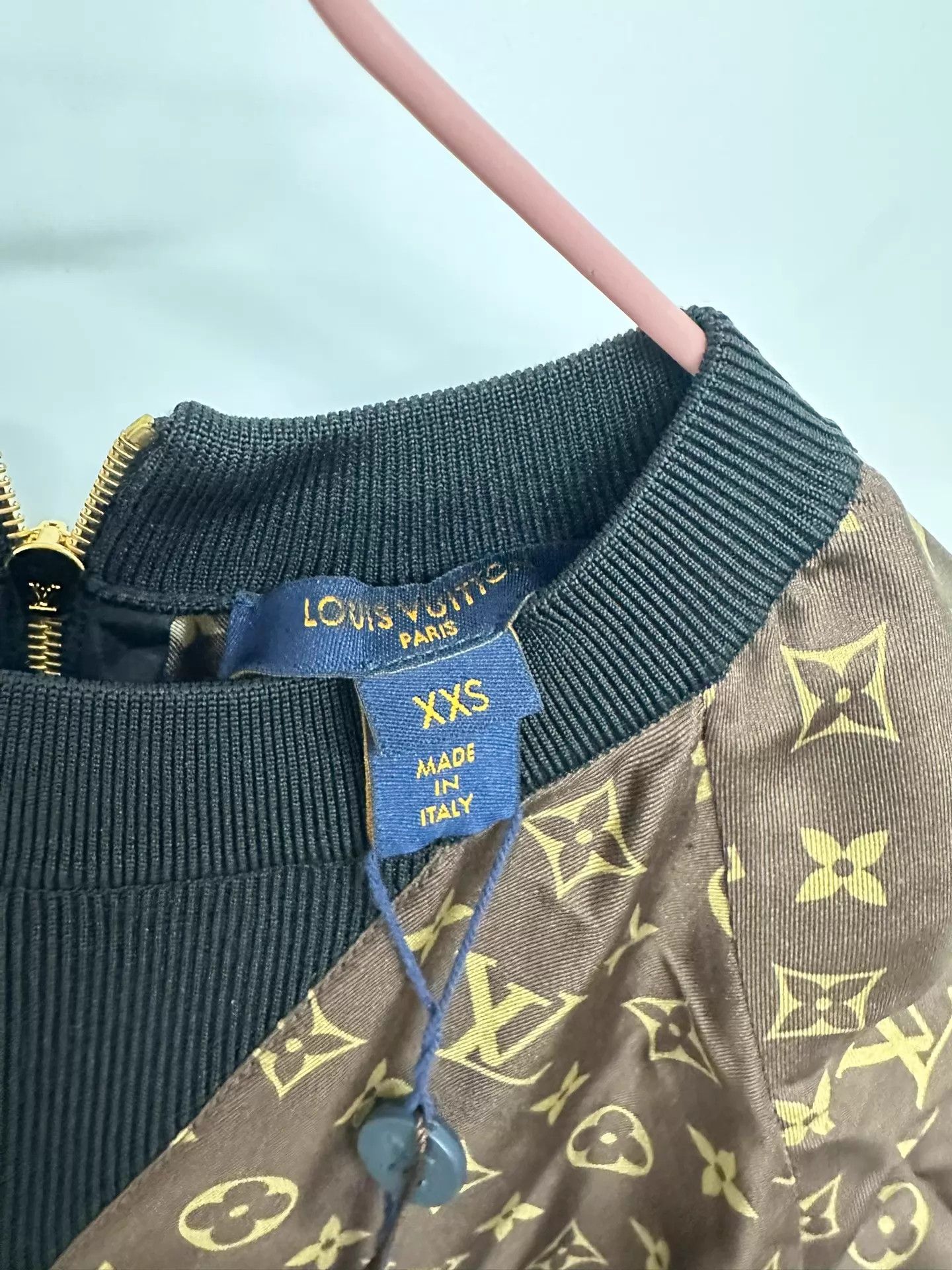 Louis Vuitton Louis Vuitton monogram dress XXXS NWT new with tags Size XXS / US 00 / IT 34 - 3 Thumbnail