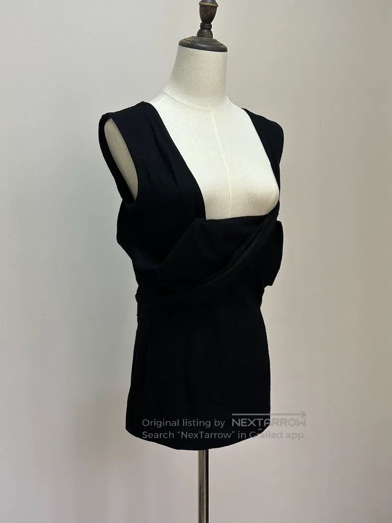 Comme des Garcons Comme Des Garcons Black irregular fake two-piece deformati Size S / US 4 / IT 40 - 5 Thumbnail