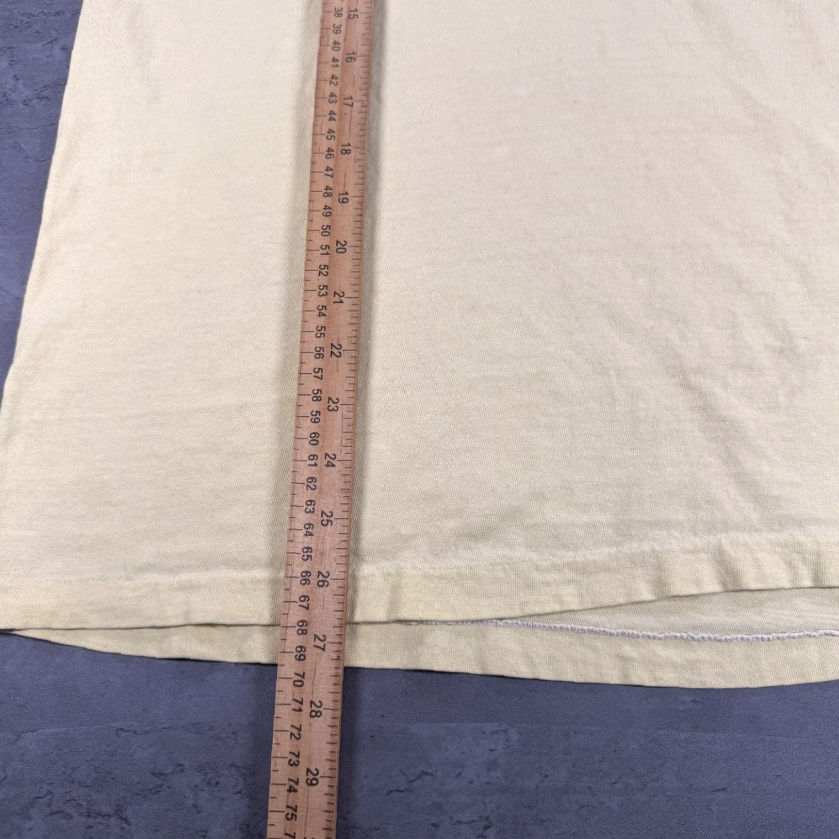 Hanes **VINTAGE 80s Hanes Men's XL Yellow Crop Fit Skate T-Shirt 87** User: **VINTAGE 80s Hanes Men's XL Yellow Crop Fit Skate T-Shirt 87** Size US M / EU 48-50 / 2 - 6 Thumbnail