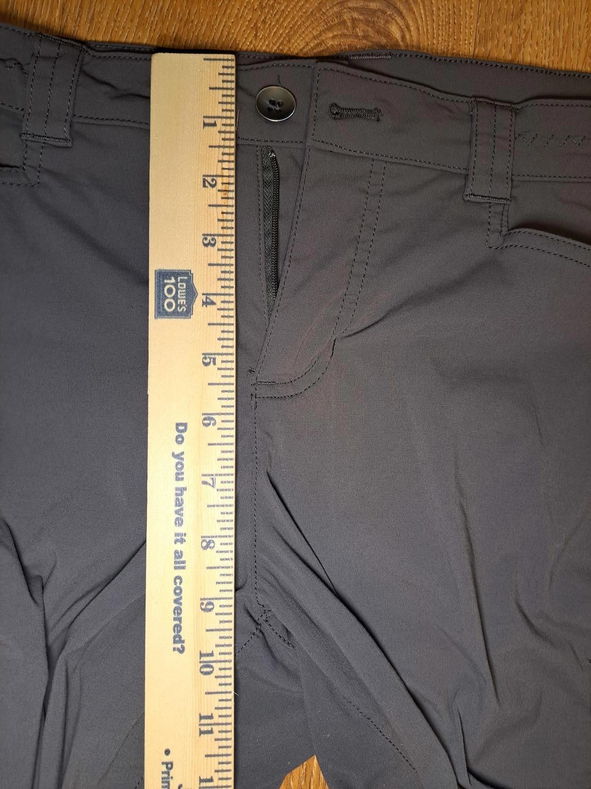 Eddie Bauer Eddie Bauer Cargo Capri Pants Womens 10 Gray Nylon Blend Size 32" / US 10 / IT 46 - 9 Thumbnail