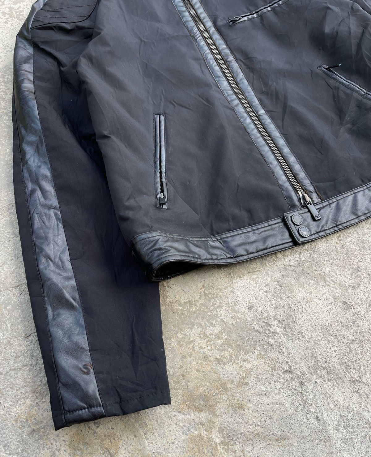 Giorgio Armani 🔥ARMANI EXCHANGE RAIDER BOMBER JACKET Size US L / EU 52-54 / 3 - 7 Thumbnail