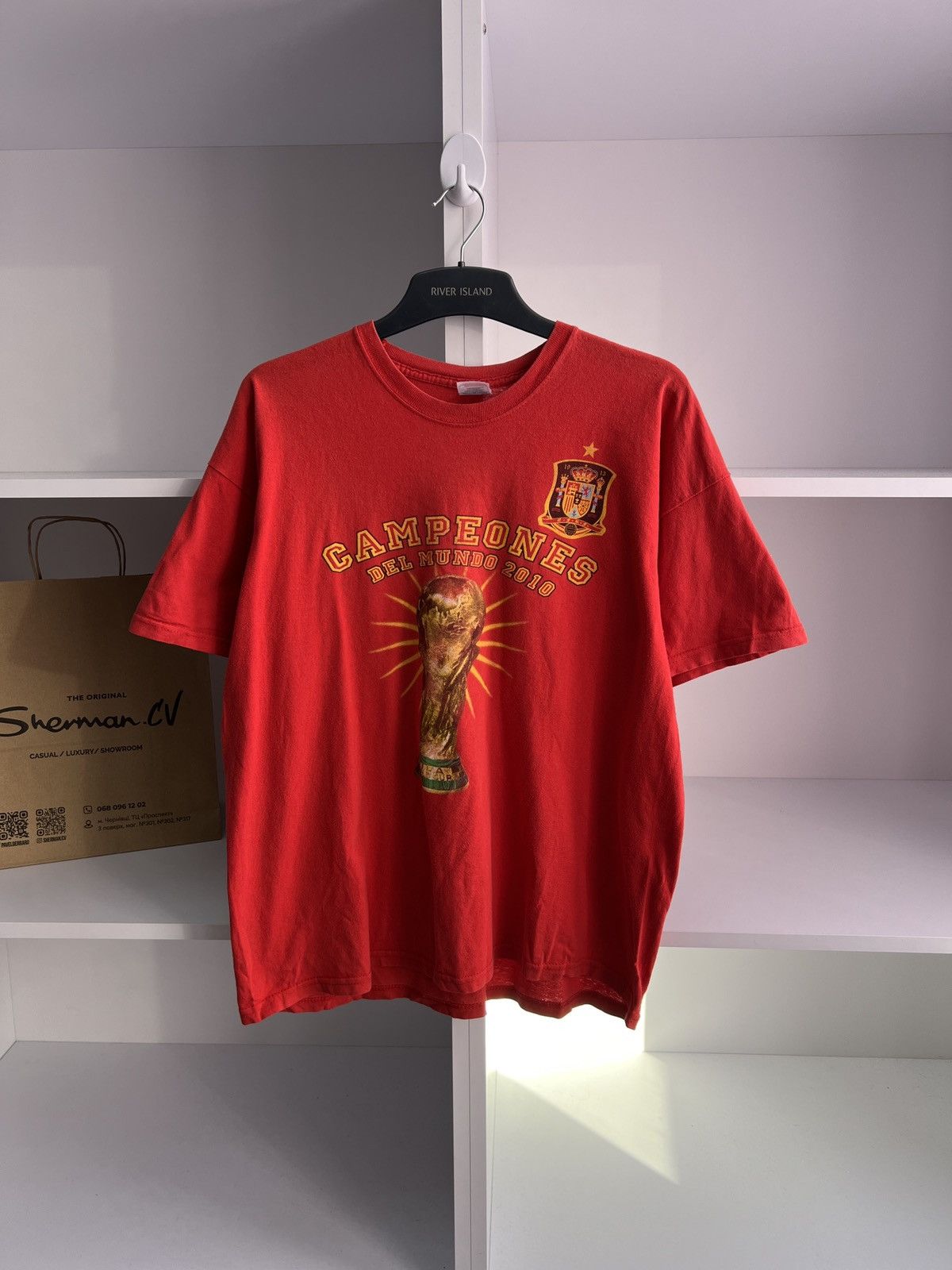 Vintage Vintage Spain Campeones 2010 world cup tee Size US XL / EU 56 / 4 - 5 Thumbnail