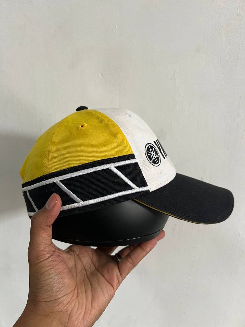 Yamaha Yamaha M1 YZR Kenny Roberts Hat Size ONE SIZE - 5 Thumbnail