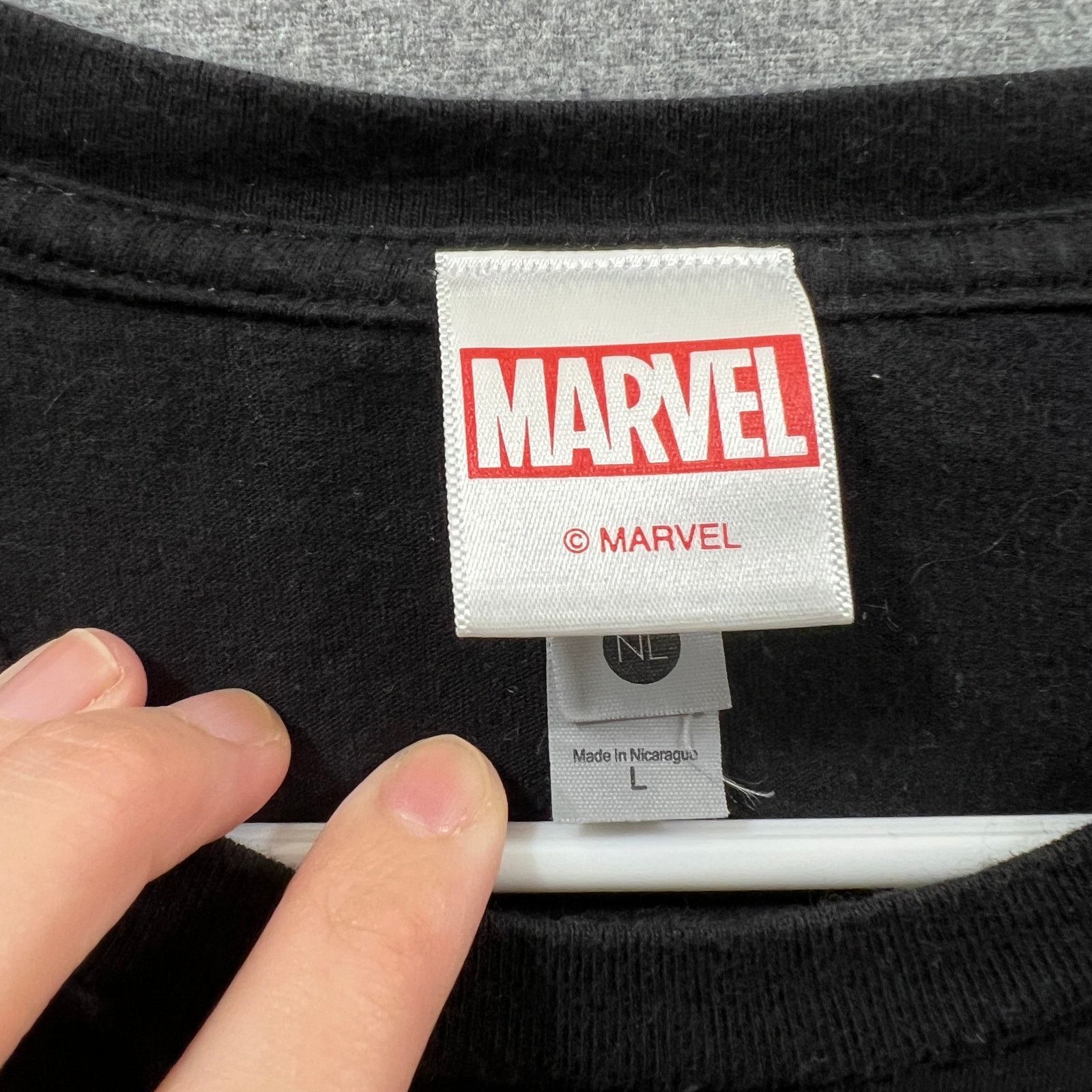 Marvel Comics Marvel Black Shirt Size Large Get This Man a Shield Size L / US 10 / IT 46 - 4 Thumbnail