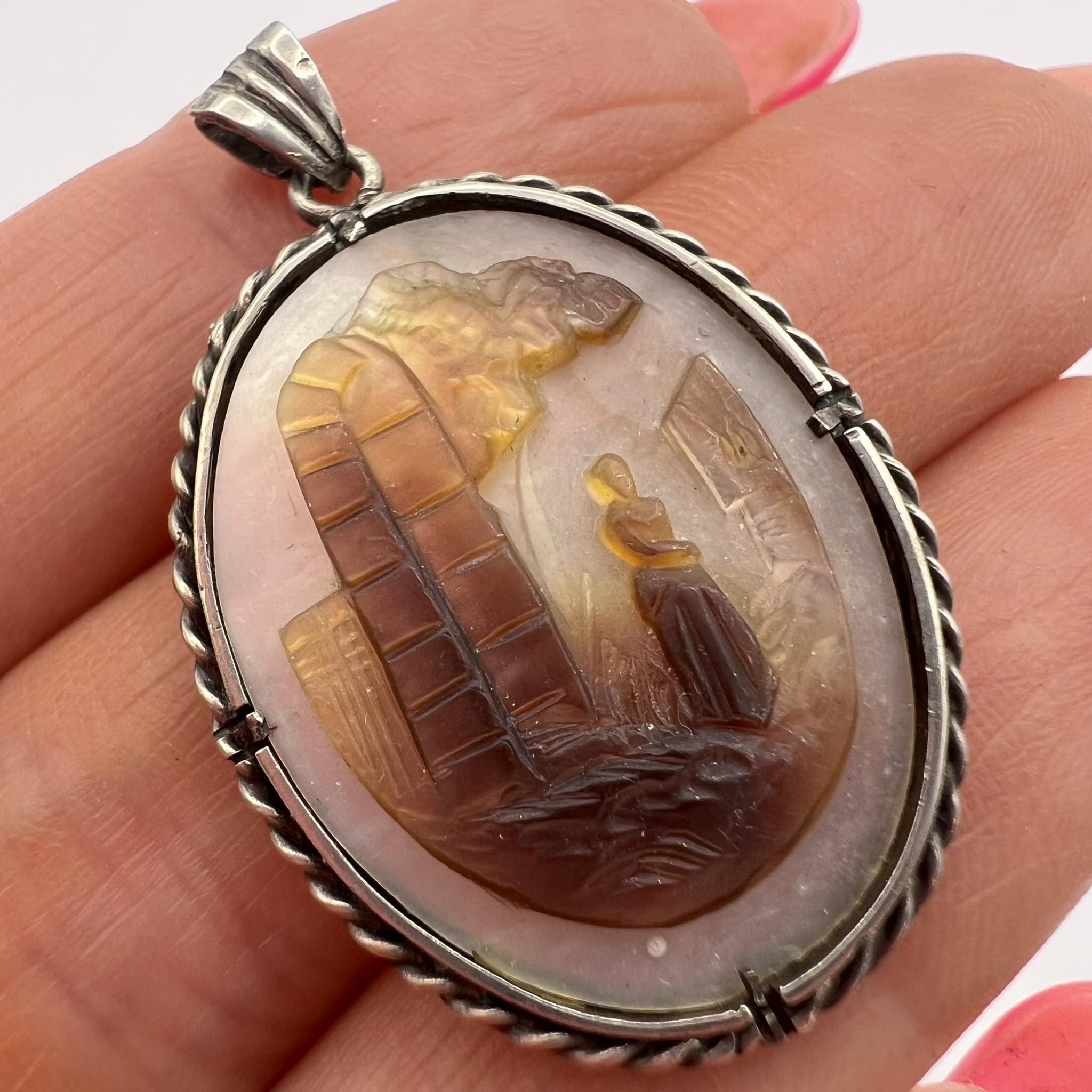 Handmade Antique Hand Carved Natural Shell Pendant Cameo Silver 900 Size ONE SIZE - 6 Thumbnail