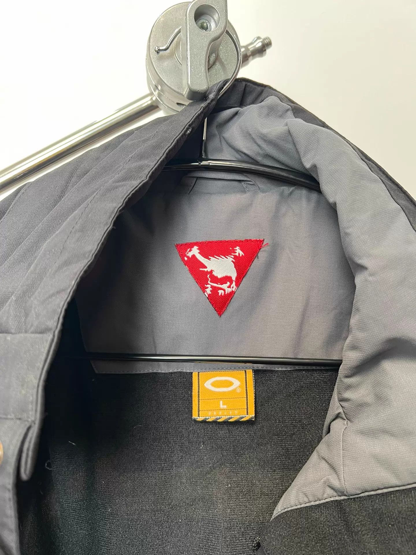 Oakley Oakley 00s Vintage Snowboard Jacket Size US L / EU 52-54 / 3 - 7 Thumbnail
