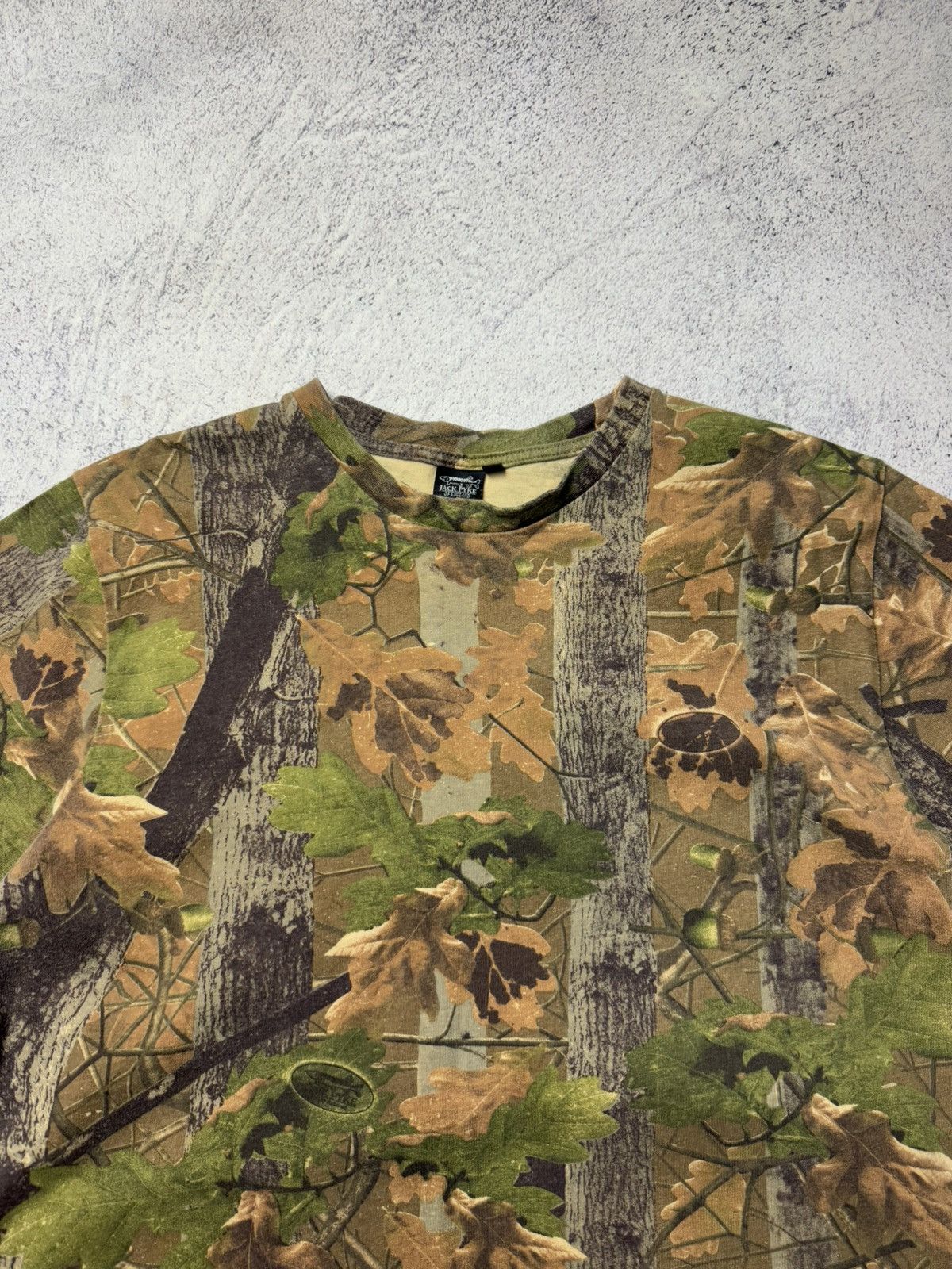 Realtree Crazy Vintage Y2K Realtree Camo T-shirt Carhartt Style Size US XL / EU 56 / 4 - 15 Thumbnail