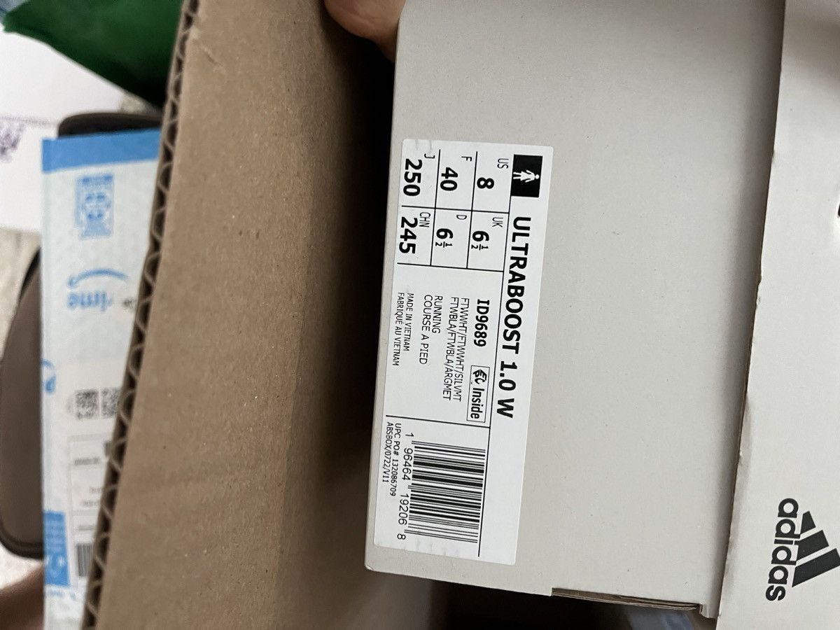 Adidas Adidas Ultraboost 1.0 white/gum US8W Size US 8 / IT 38 - 8 Thumbnail