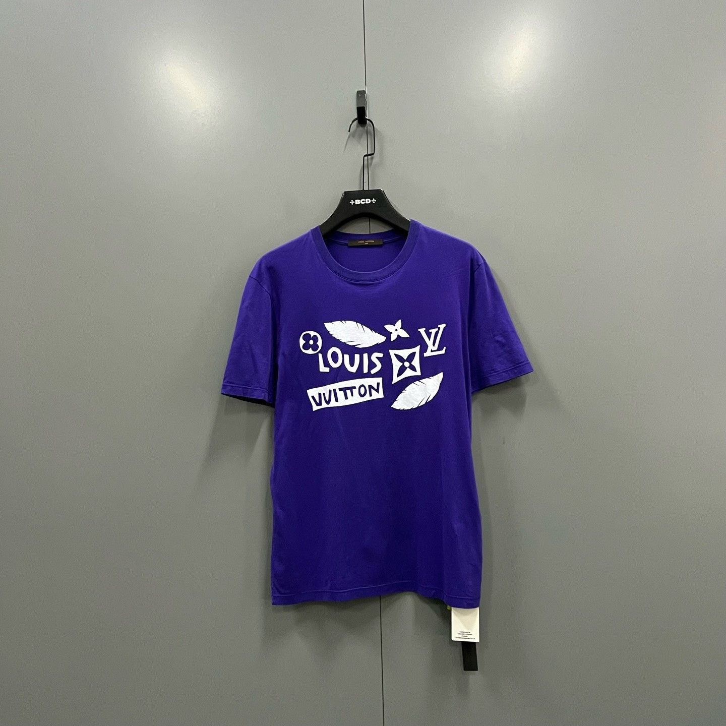 Louis Vuitton Louis Vuitton Retro T-Shirt m Men Size US M / EU 48-50 / 2 - 1 Thumbnail