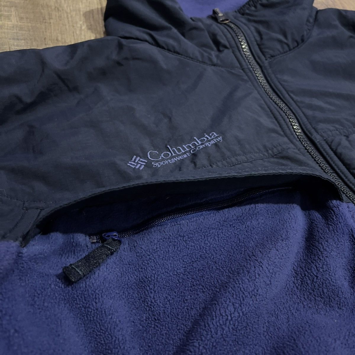 Columbia Vintage Columbia Sportswear Fleece Jacket Size US L / EU 52-54 / 3 - 4 Thumbnail