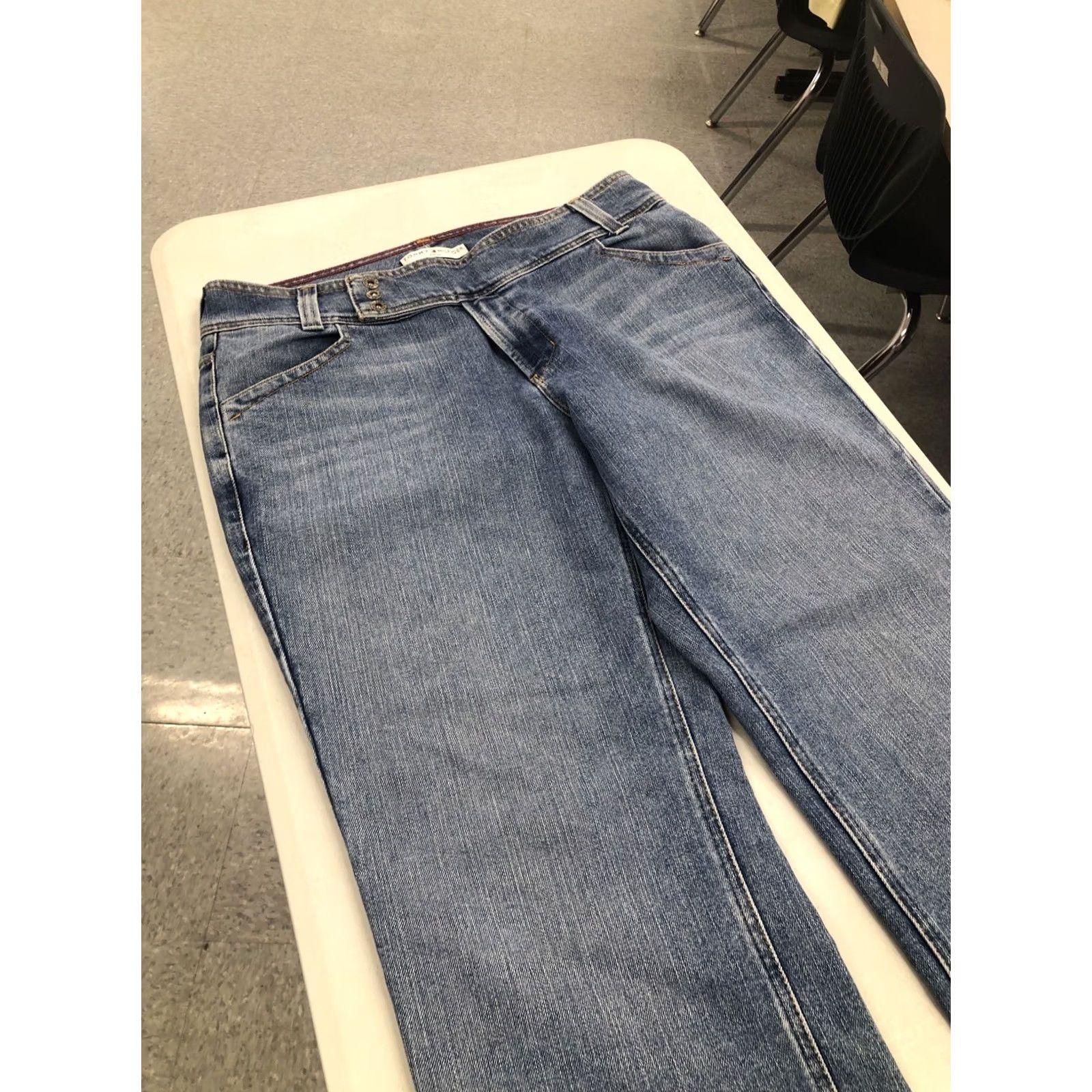 Tommy Hilfiger TOMMY HILFIGER Jeans Women's 18 High Rise Bootcut Hipster Denim 38x32.5 Blue 5-Pocket N/A Regular Vintage/HS Girls? Size 40" / US 18 - 3 Thumbnail