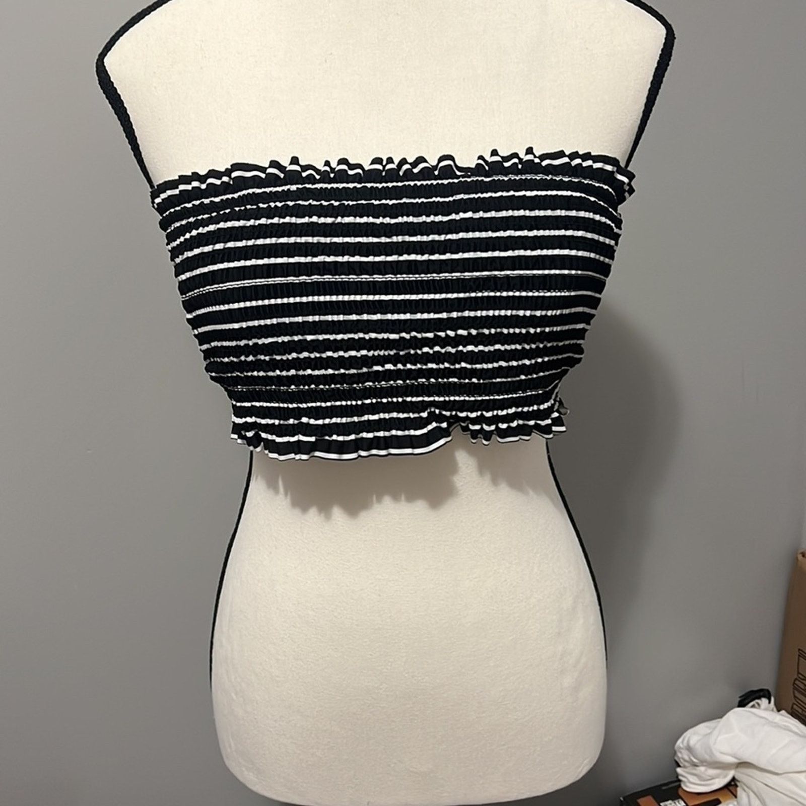 Other Exhilaration Black And White Stripe Halter Size L / US 10 / IT 46 - 1 Thumbnail