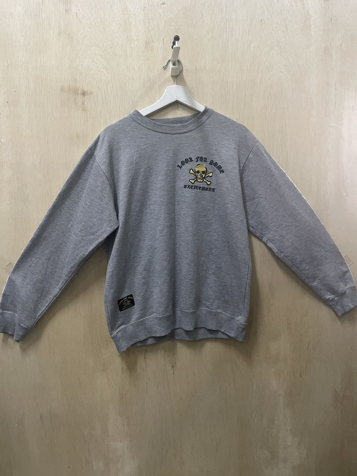 Vintage Vintage Sweatshirt skull Size US L / EU 52-54 / 3 - 1 Thumbnail