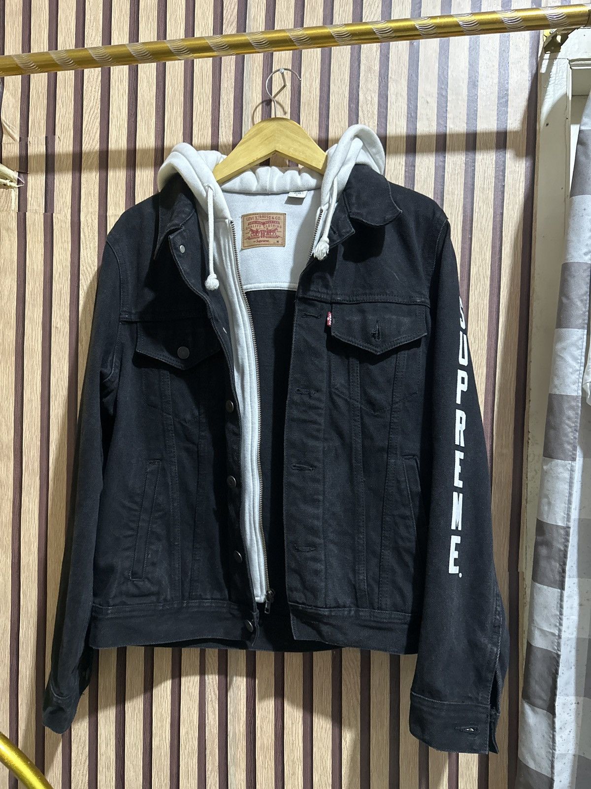 Levi's × Supreme Levi’s x supreme Size US M / EU 48-50 / 2 - 1 Thumbnail