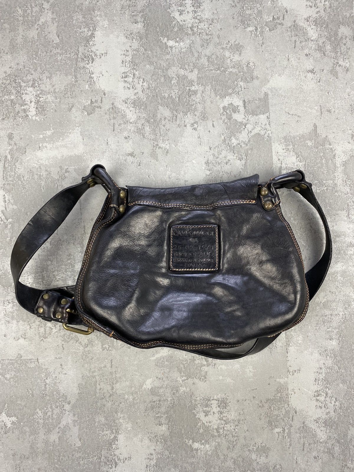 Genuine Leather Vintage Campomaggi Distressed Leather luxury bag Size ONE SIZE - 12 Thumbnail