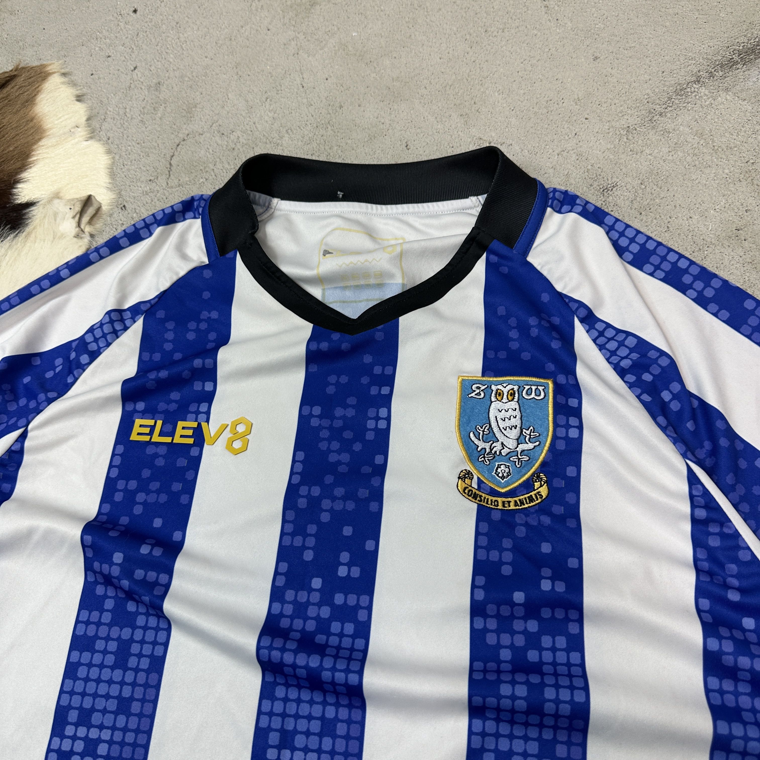 Vintage Vintage Sporty Sheffield Wednesday 19/20 Home Jersey Y2K Size US XL / EU 56 / 4 - 2 Thumbnail