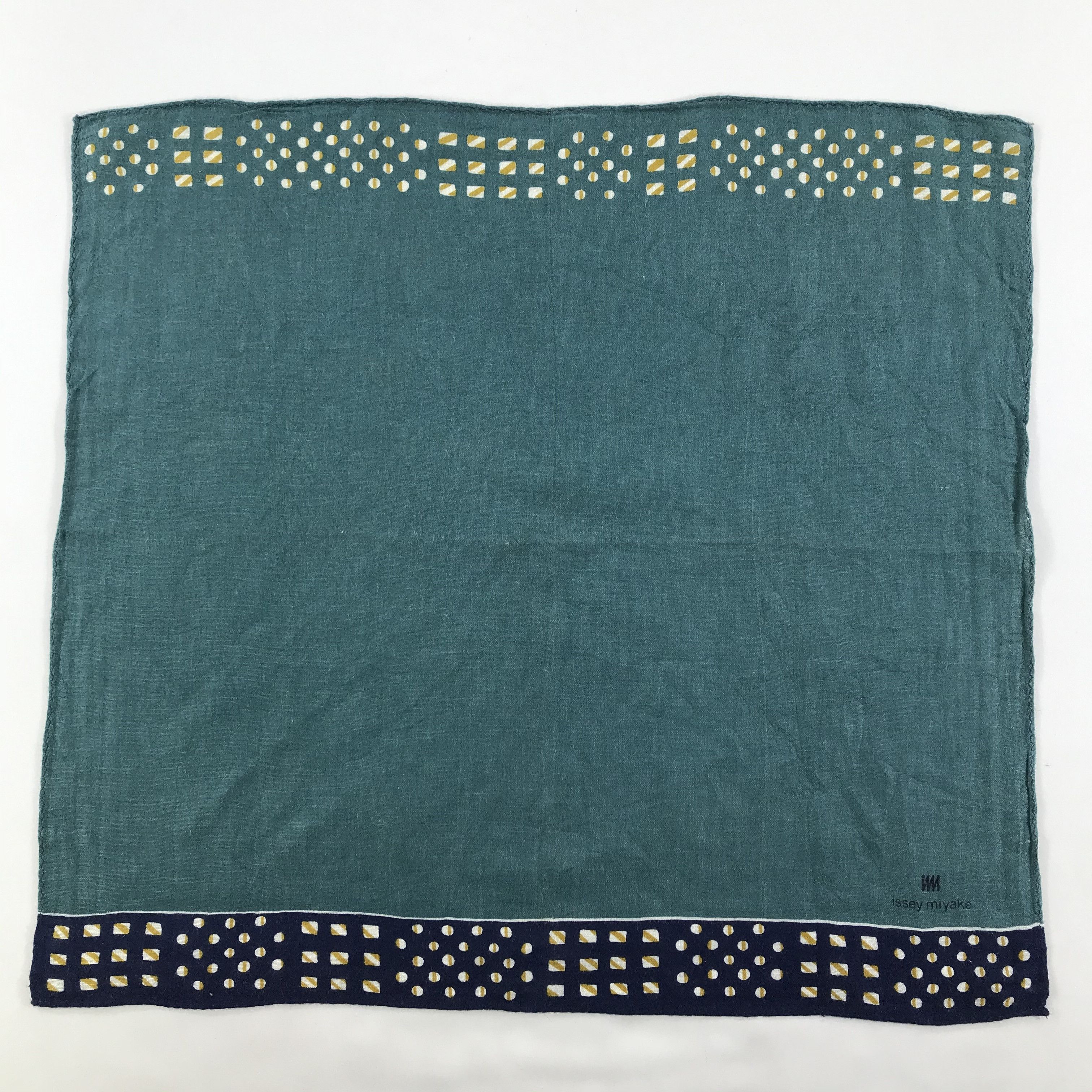 Issey Miyake × Vintage Issey Miyake Bandana / Handkerchief / Neckerchief - S1406 Size ONE SIZE - 1 Thumbnail