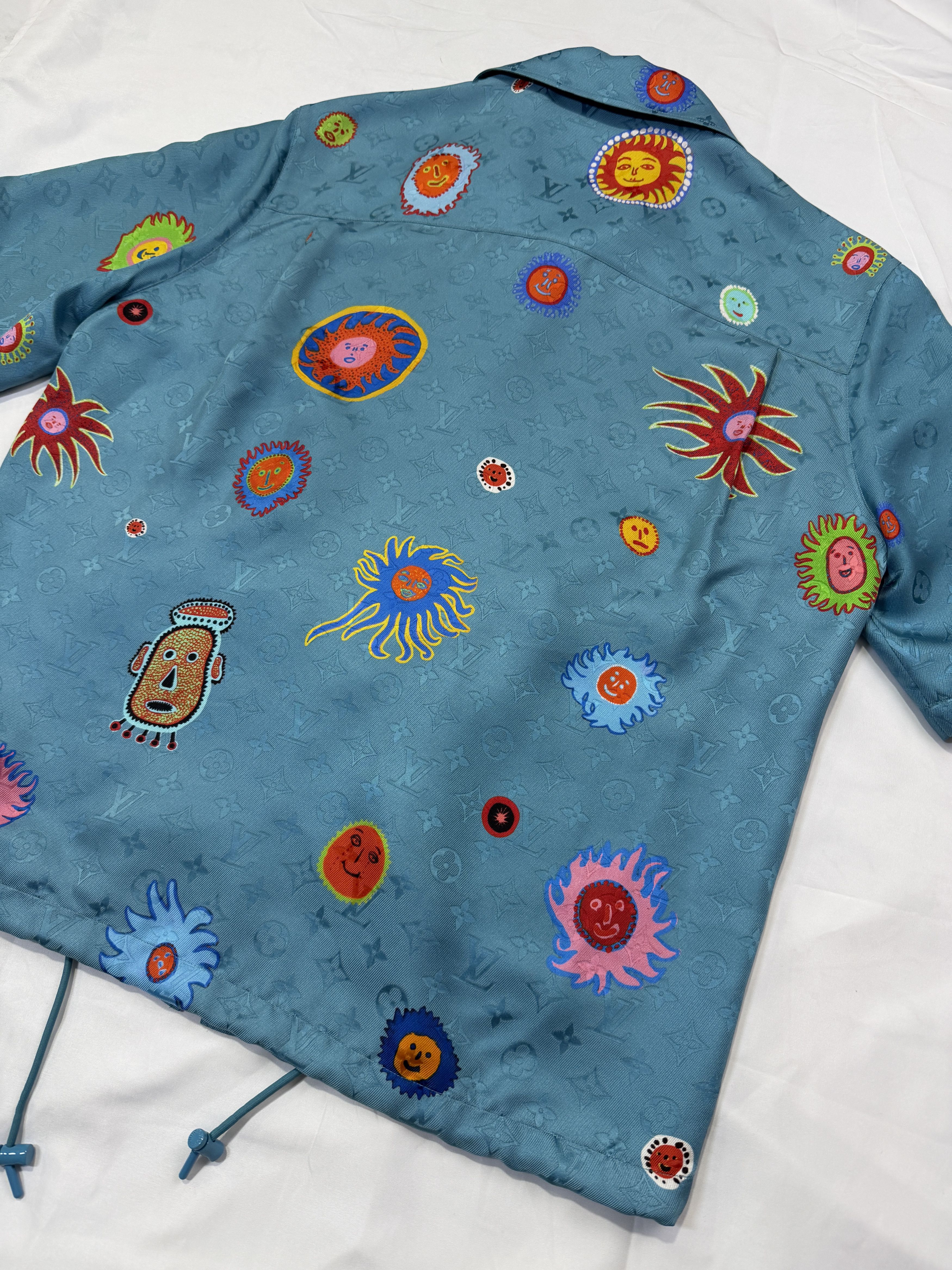 Louis Vuitton Louis Vuitton Yayoi Kusama Faces Monogram Silk Shirt Size US L / EU 52-54 / 3 - 7 Thumbnail