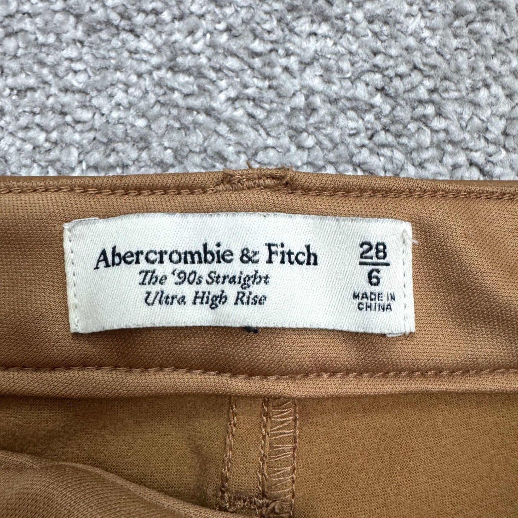 Abercrombie & Fitch Abercrombie & Fitch Pants 90s Straight High Rise Leather 28 Brown Women Size 28" / US 6 / IT 42 - 6 Thumbnail