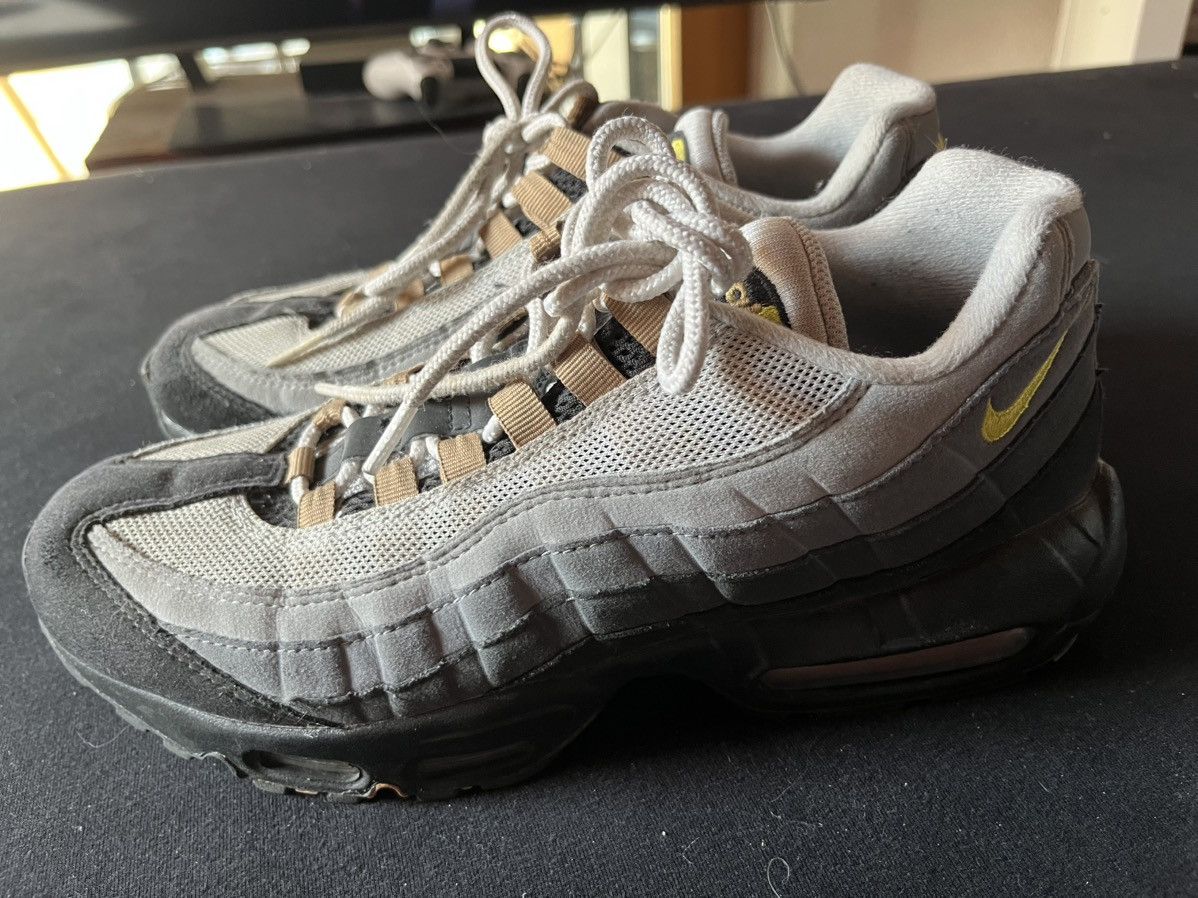 Nike Nike Airmax 95 Size US 7 / EU 40 - 3 Thumbnail