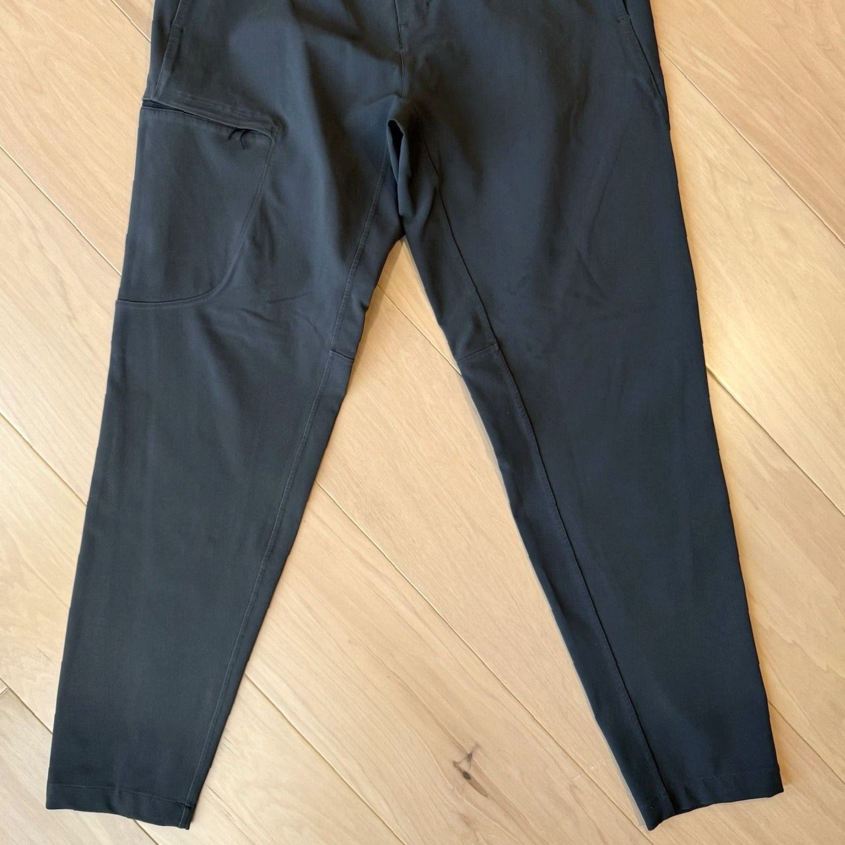 Lululemon Lululemon Ever Alert Pants 28 Gray Sweatpants Men Regular Stretch Canvas Solid Casual Athleisure 28 in Inseam 29 in Size US 28 / EU 44 - 4 Thumbnail