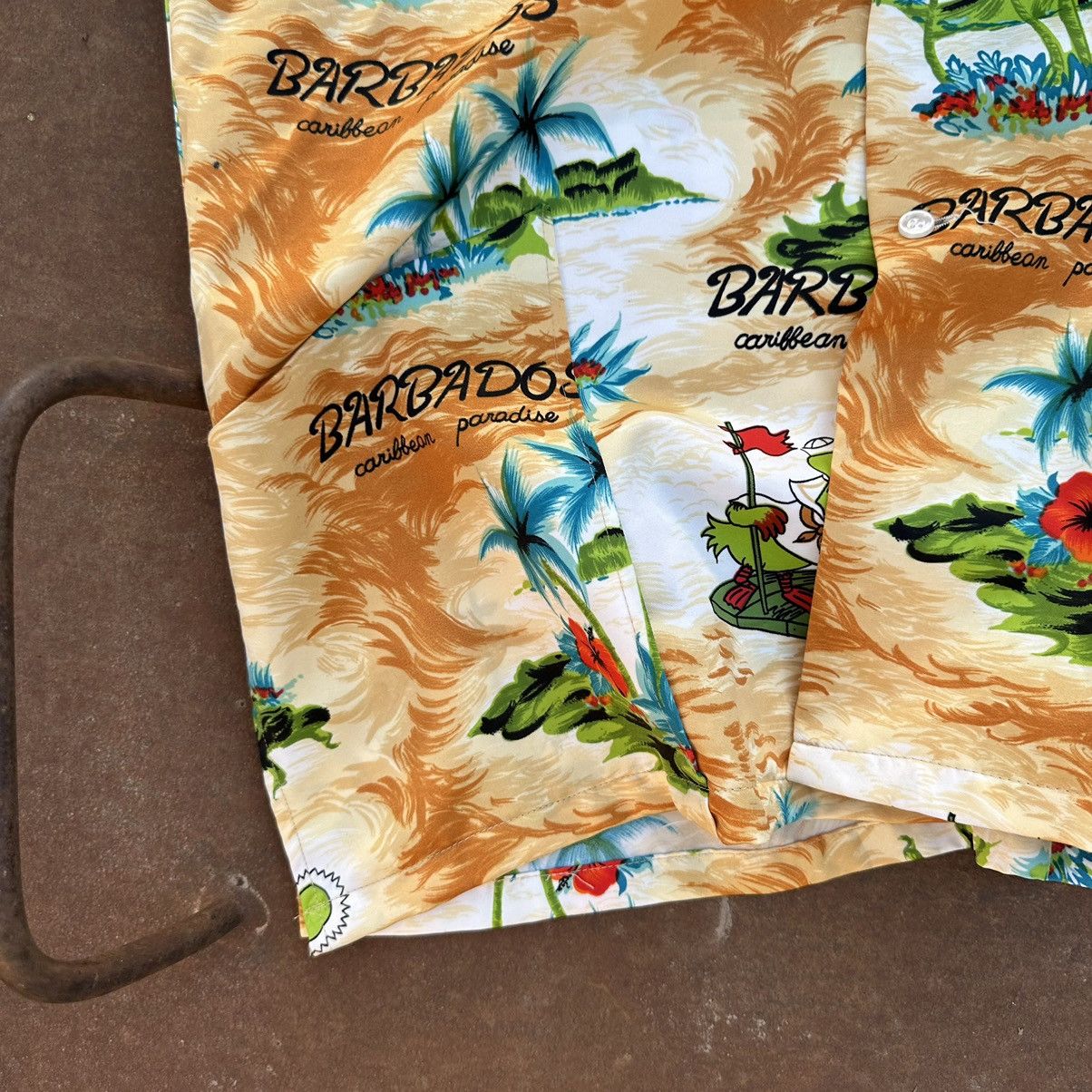 Hypebeast Vintage Crazy Shirts Hawaiian Size S Button Up Barbados Size US S / EU 44-46 / 1 - 7 Thumbnail