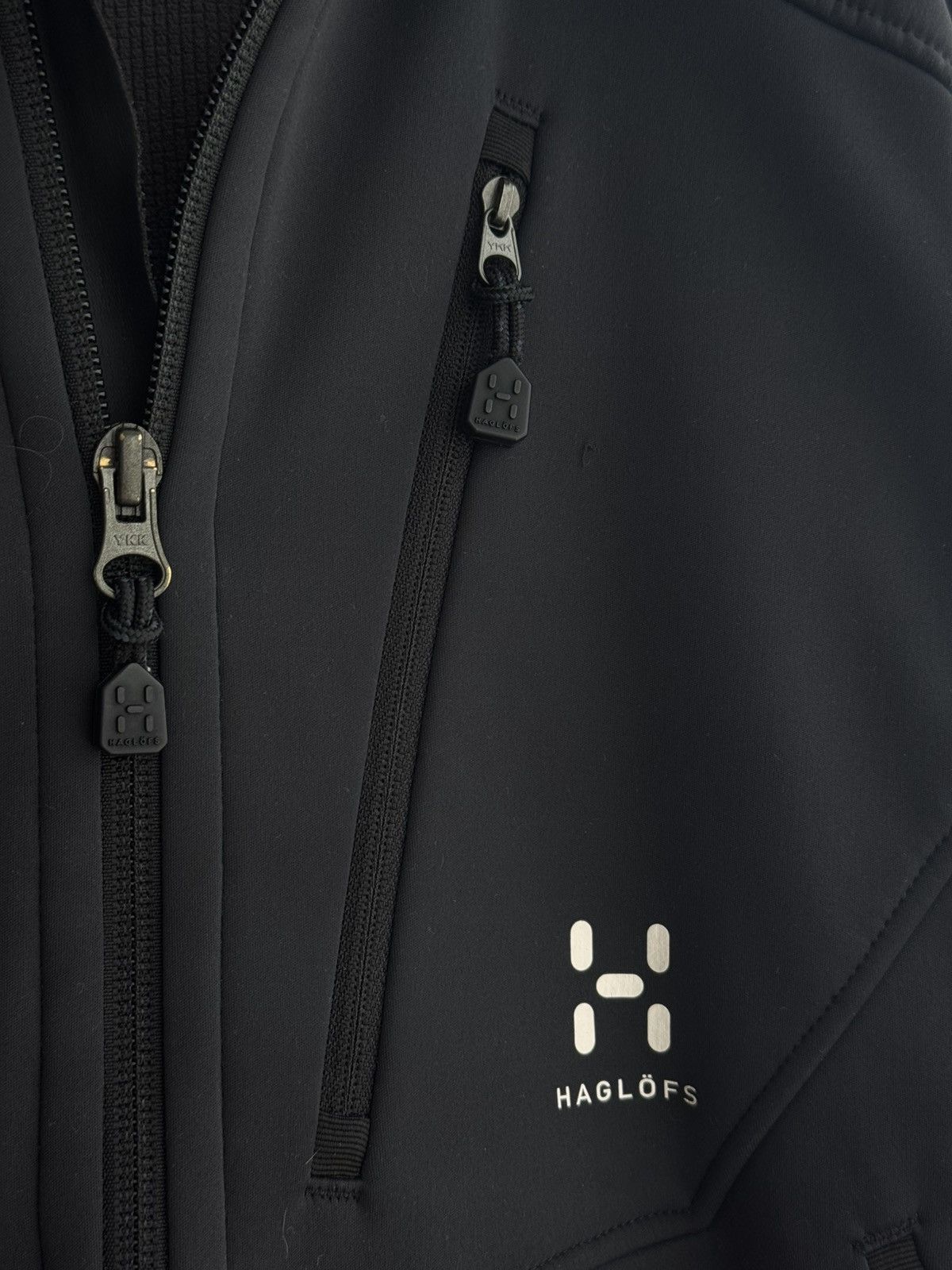 Haglofs × Vintage Vintage Haglofs Gorpcore Windstopper Softshell Jacket Size US S / EU 44-46 / 1 - 7 Thumbnail