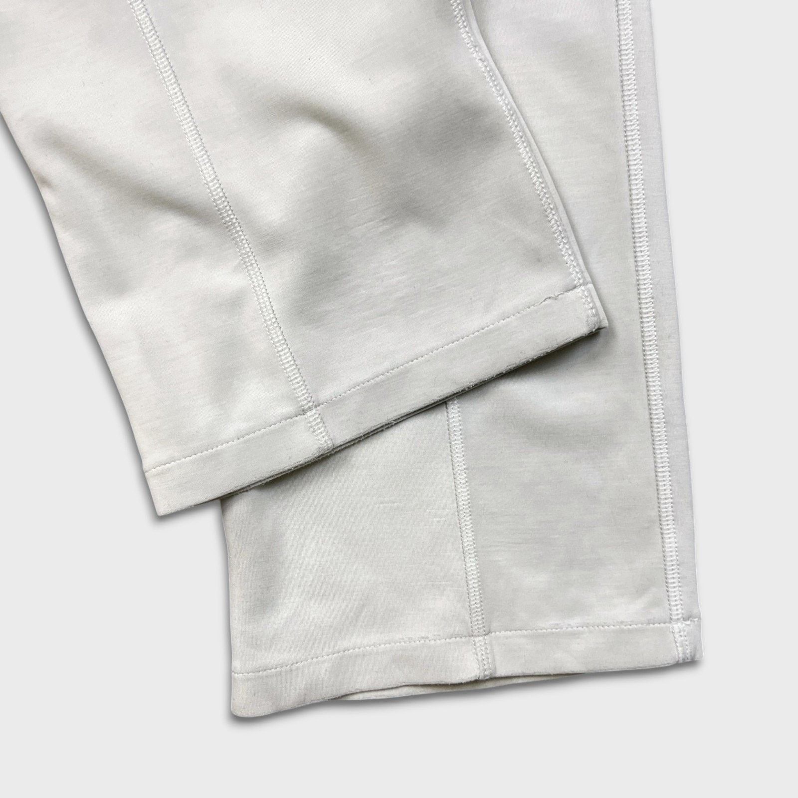 Lululemon Lululemon Relaxed Fit Super-High Rise Size 4 French Terry Size 27" / US 4 / IT 40 - 9 Thumbnail