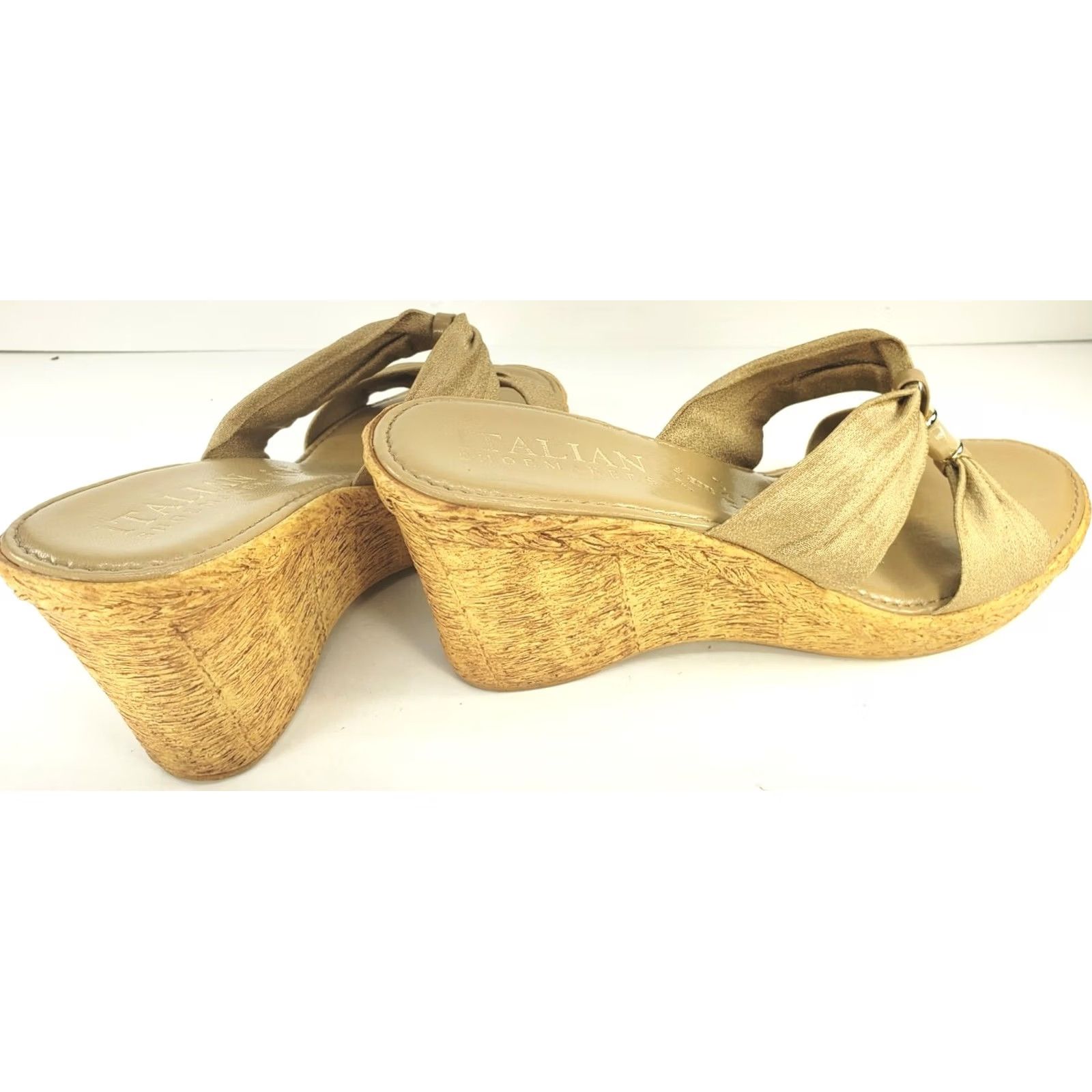 Vintage VINTAGE ITALIAN Shoemaker Gold Metallic Skin Tone Wedge Slide Sandal Women's 8M ITALY Size US 8 / IT 38 - 4 Thumbnail