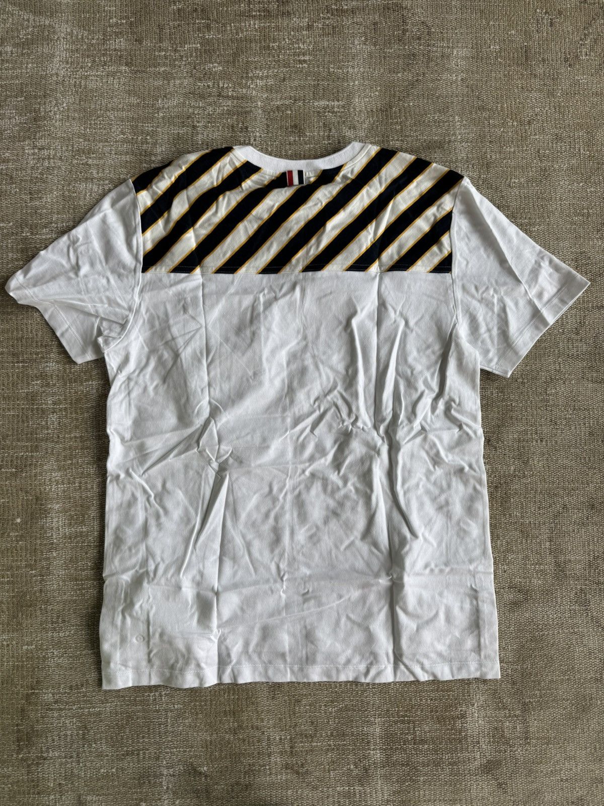Thom Browne New Thom Browne Tie Stripe Pocket T-Shirt in White Sz 3 Size US M / EU 48-50 / 2 - 4 Thumbnail