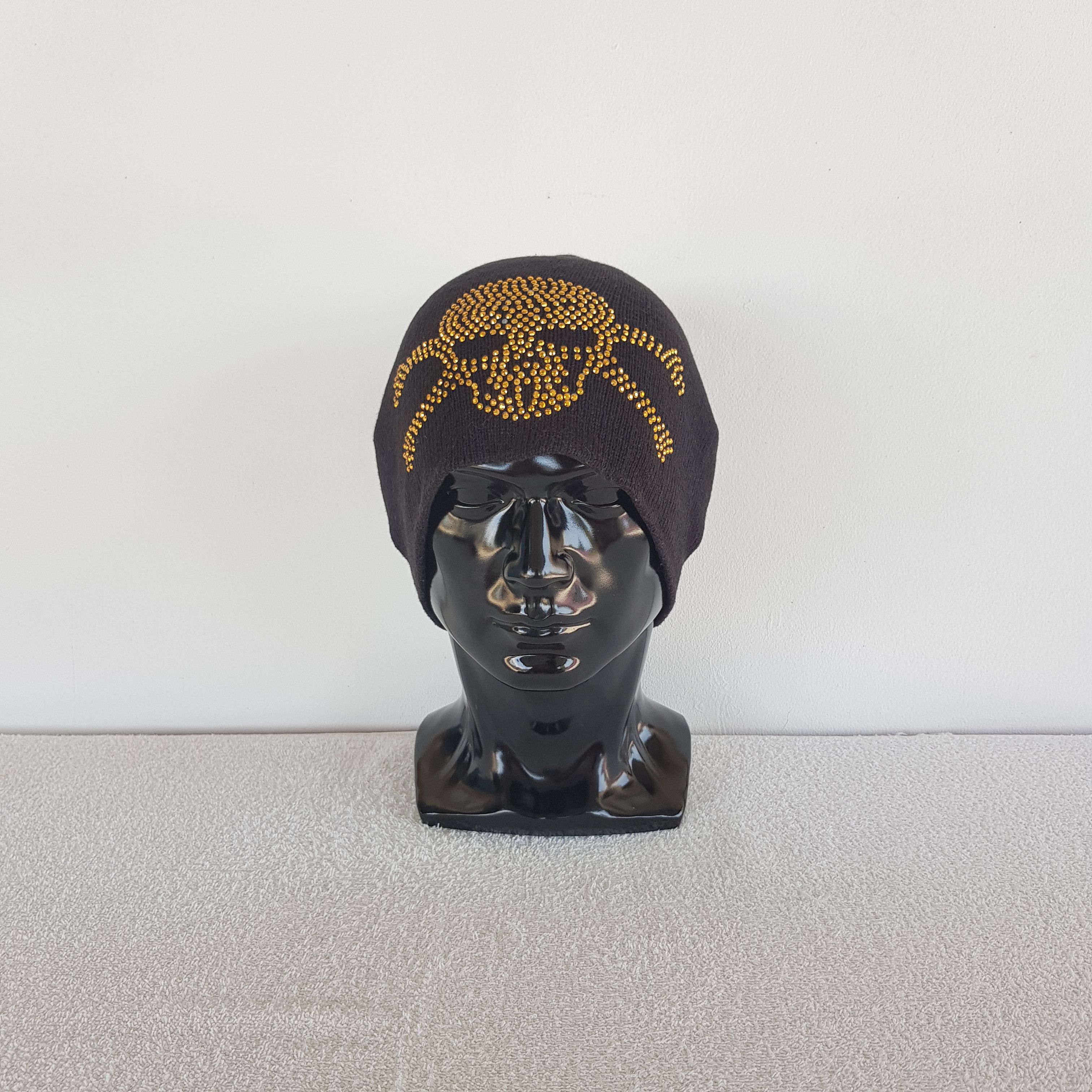 Japanese Brand Vintage Skulls Beanie Bling Bling Knit Snow Ski Caps Hats. Size ONE SIZE - 1 Thumbnail