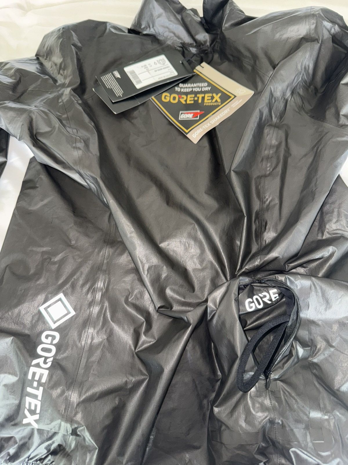 Goretex Gore-Tex NWT black jacket. Size men’s XS-S Size US S / EU 44-46 / 1 - 14 Thumbnail