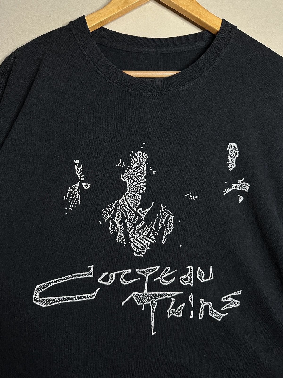 Band Tees × Vintage *RARE* VTG Cocteau Twins Heaven or Las Vegas Shoegaze Shirt Size US XL / EU 56 / 4 - 4 Thumbnail
