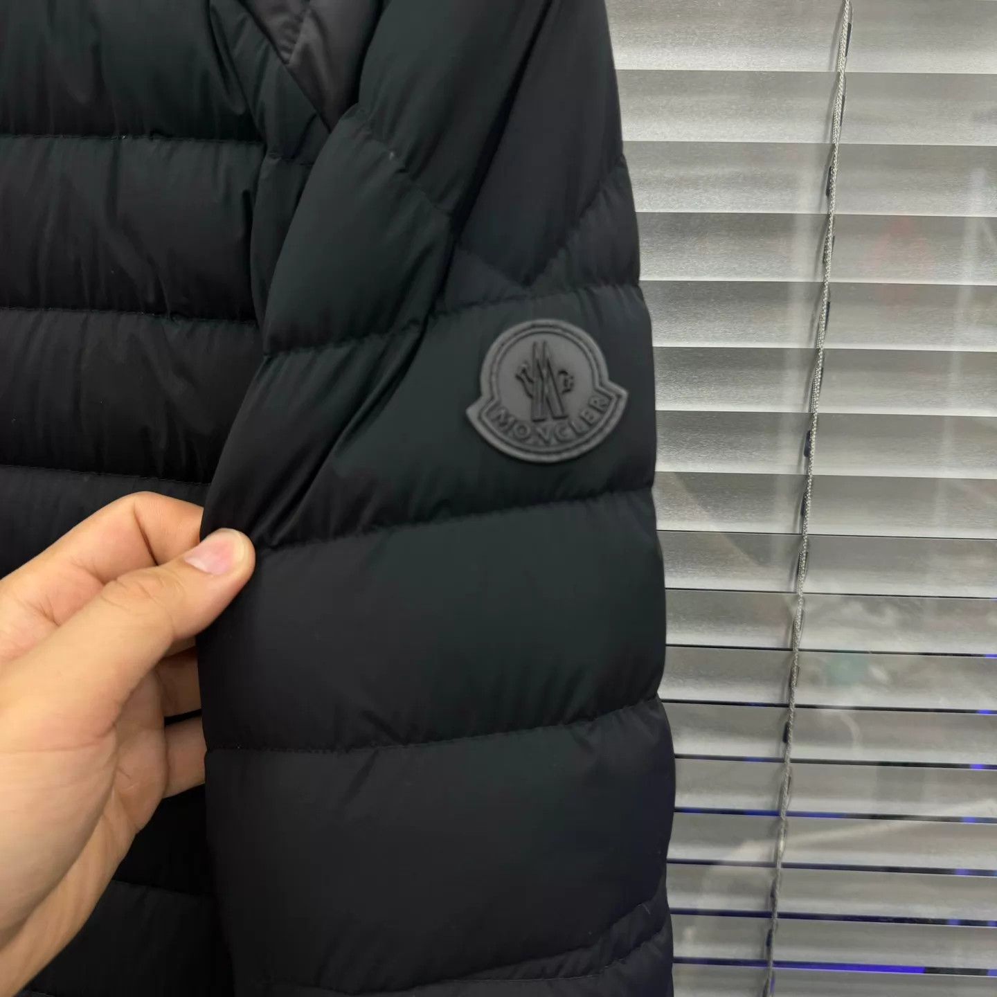 Moncler Moncler light down jacket black/silver size 2 99new Size XS / US 0-2 / IT 36-38 - 7 Thumbnail