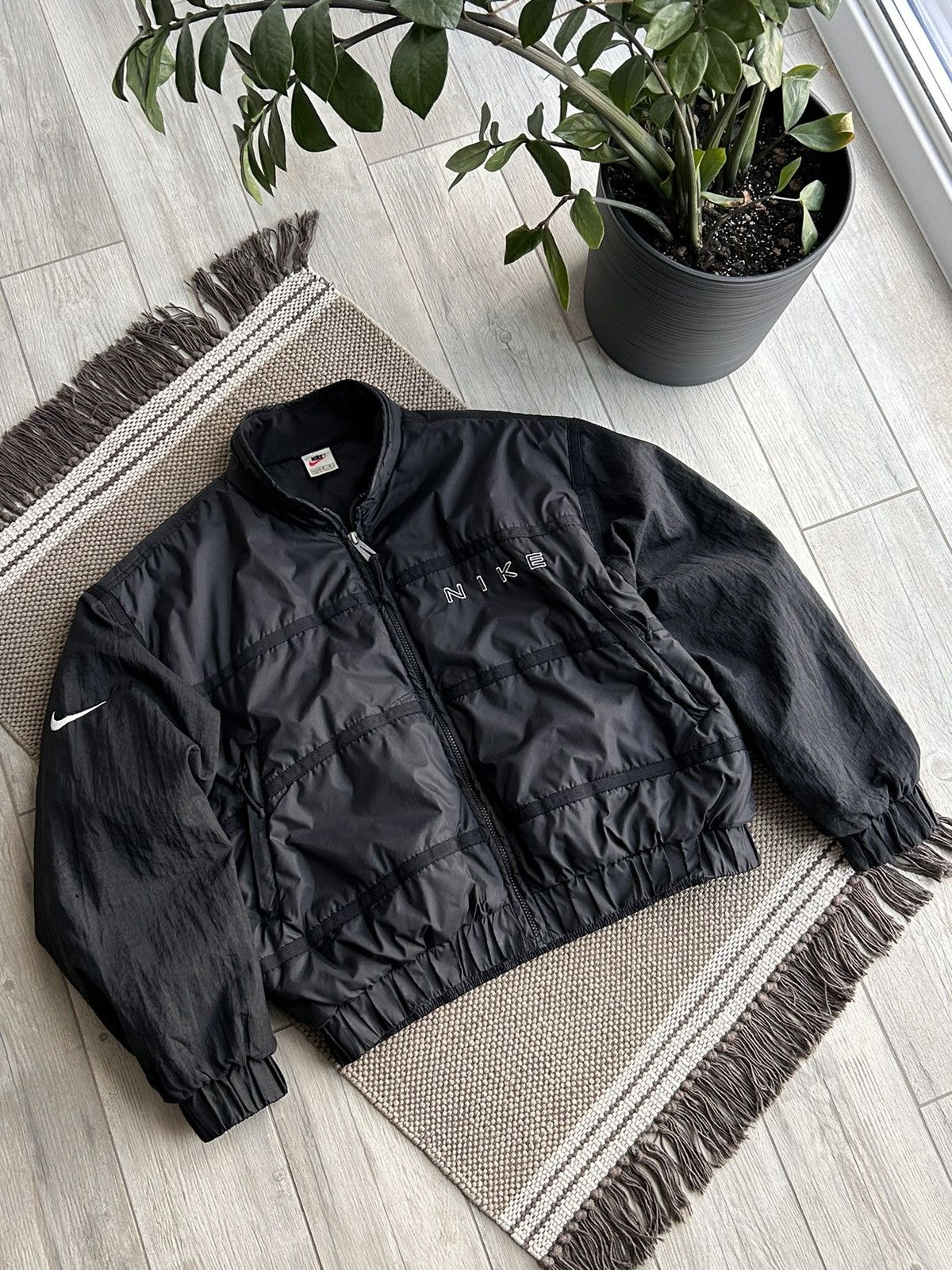 Nike × Vintage Vintage Nike Swoosh Jacket Y2K Size US S / EU 44-46 / 1 - 3 Thumbnail