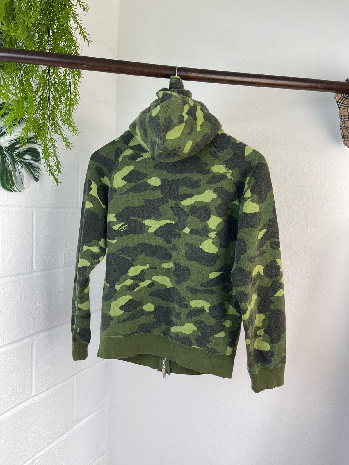 Bape × Nigo Bape 1st Green Camo Full Zip Hoodie Size XS / US 0-2 / IT 36-38 - 8 Thumbnail