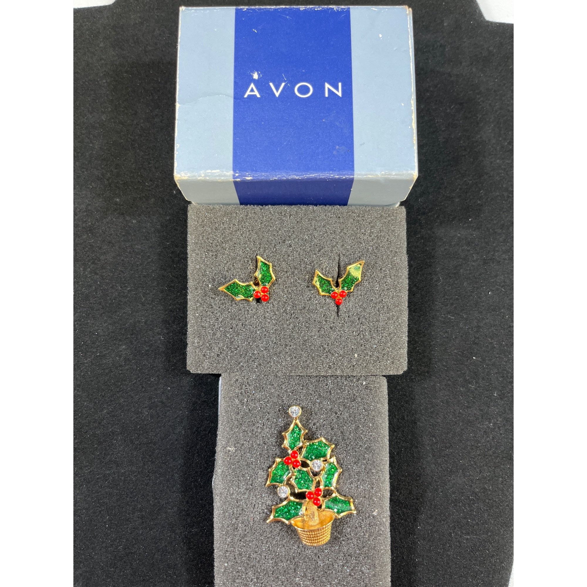 Other Vintage Avon Holly Leaf Earrings & Holly Tree Brooch Set SKU Size ONE SIZE - 1 Thumbnail