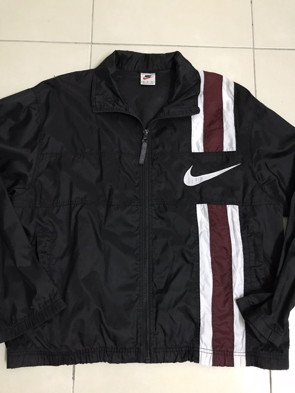 Nike Vintage Big Swoosh Windbreaker Jacket